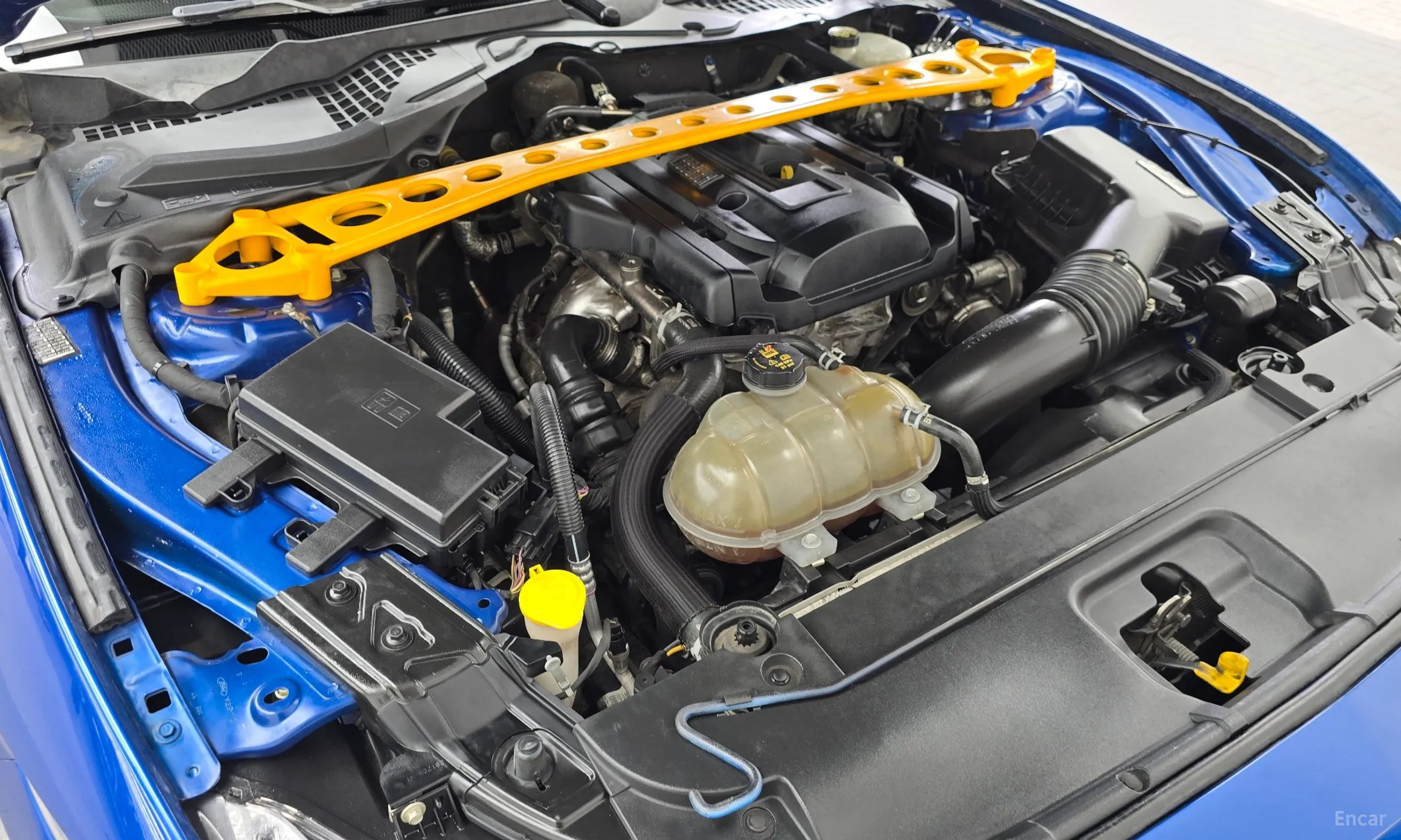 Ford Mustang превью 6