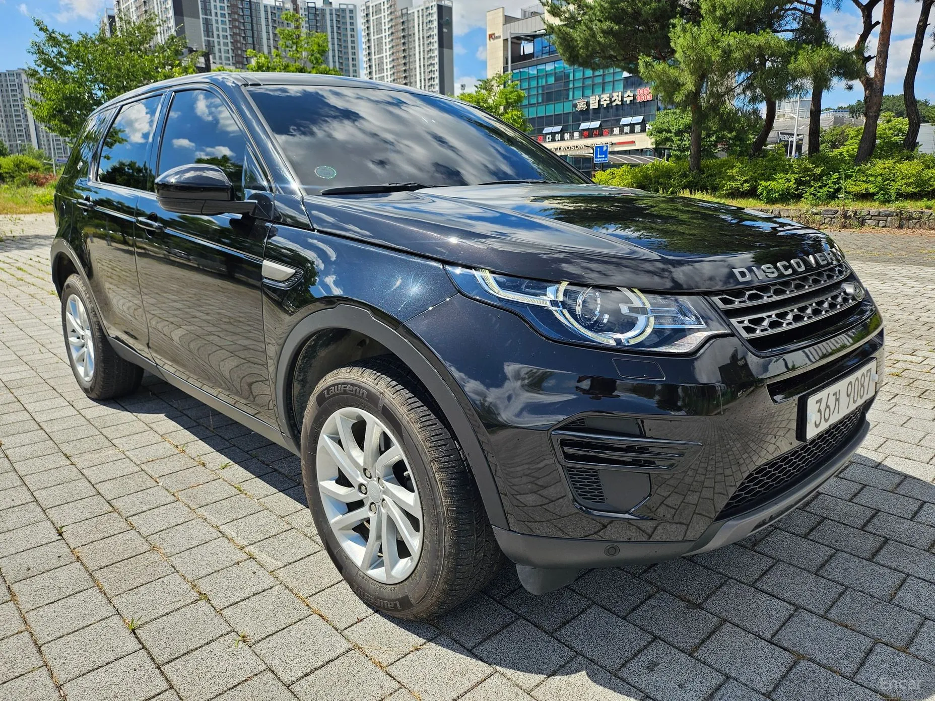 Land Rover Discovery Sports превью 3