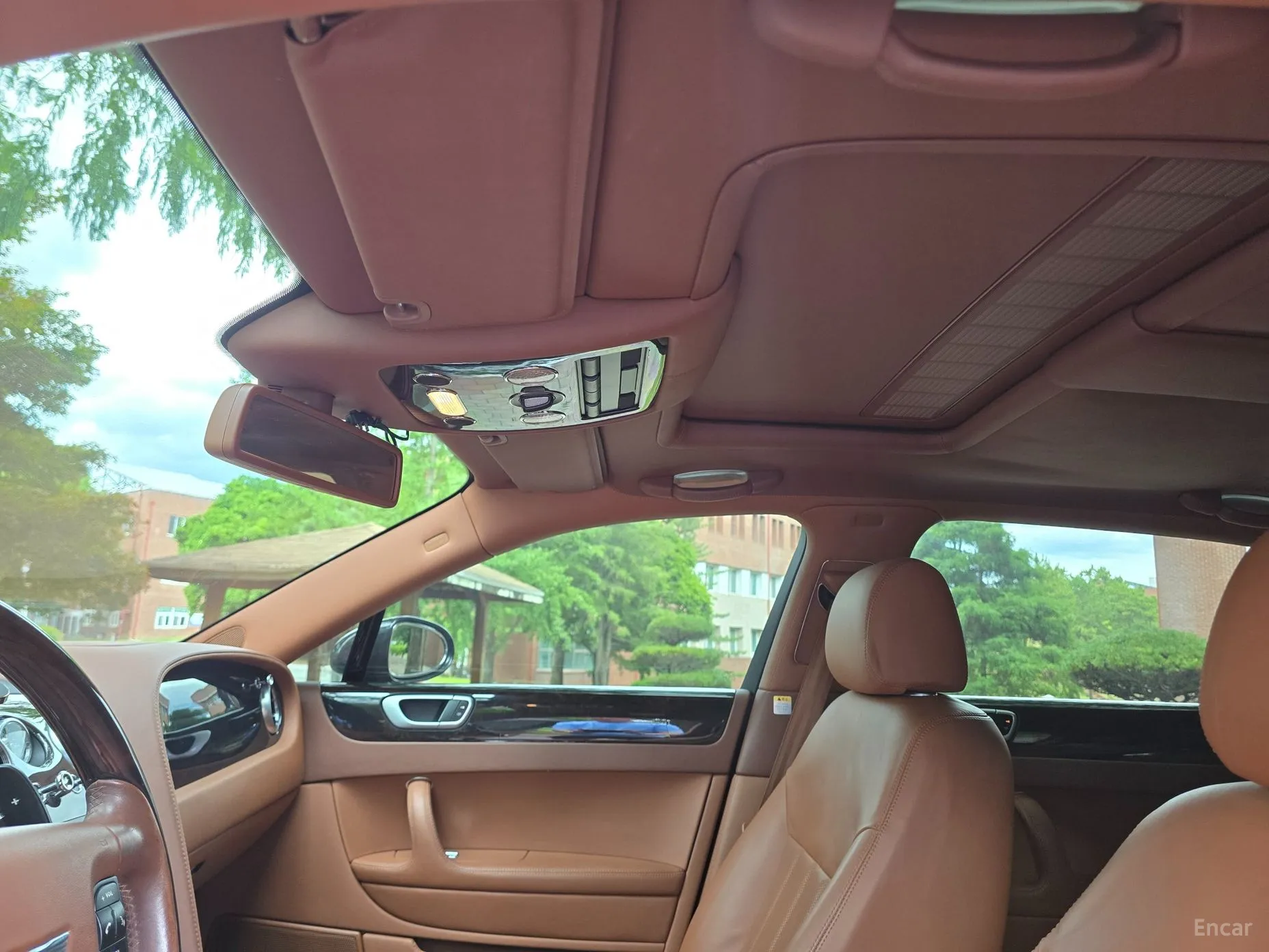 Bentley Flying Spur Gen 1 превью 8