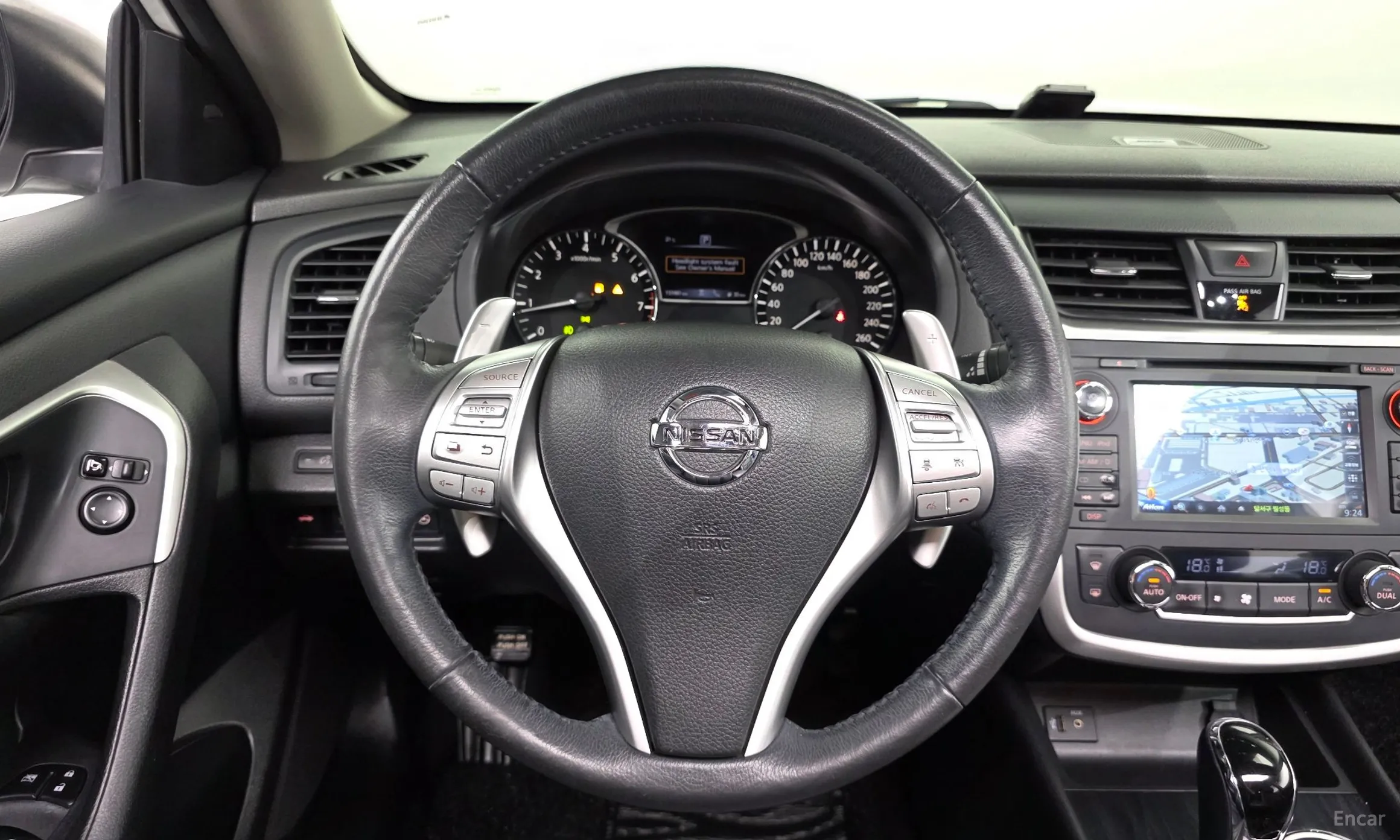 Nissan Altima превью 12