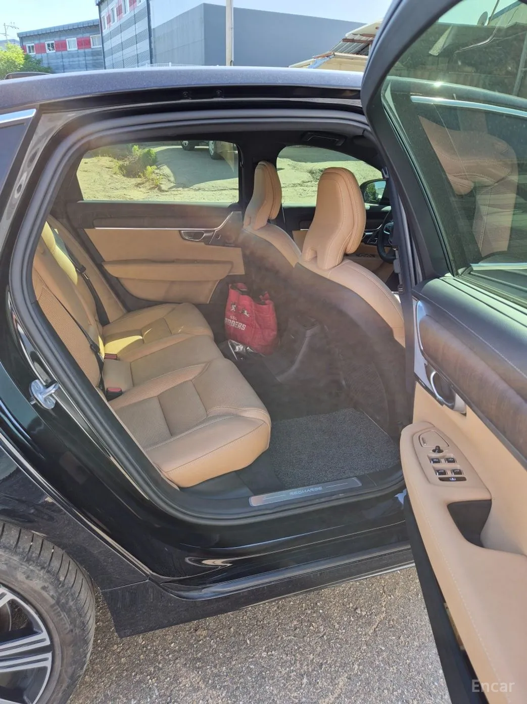 Volvo S90 превью 13