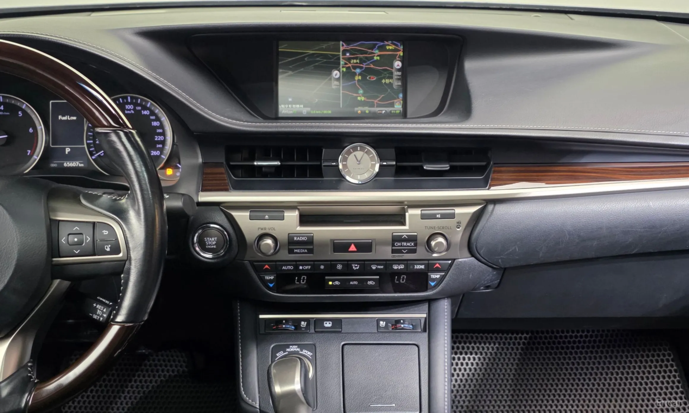 Lexus New ES350 превью 14