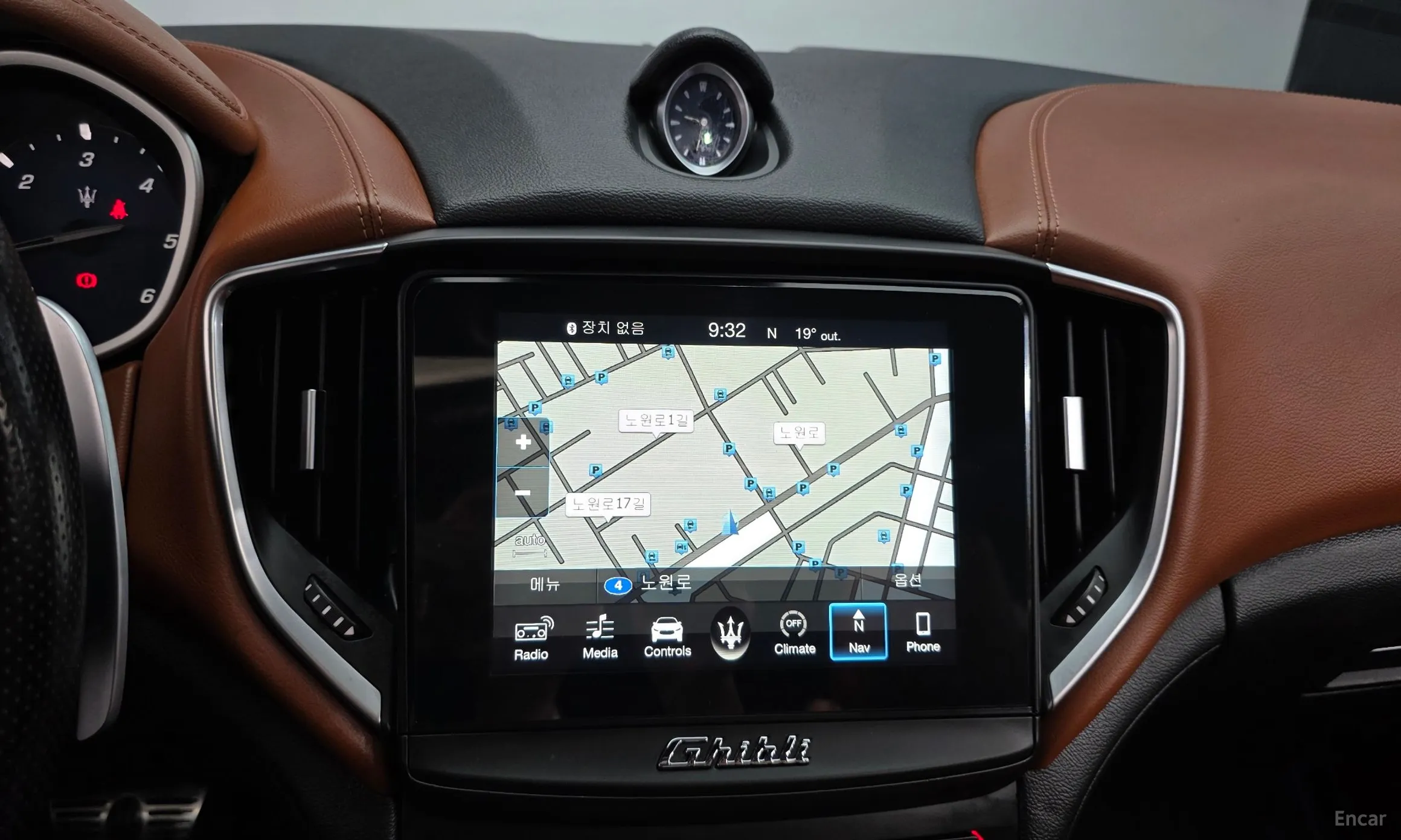 Maserati Ghibli превью 14