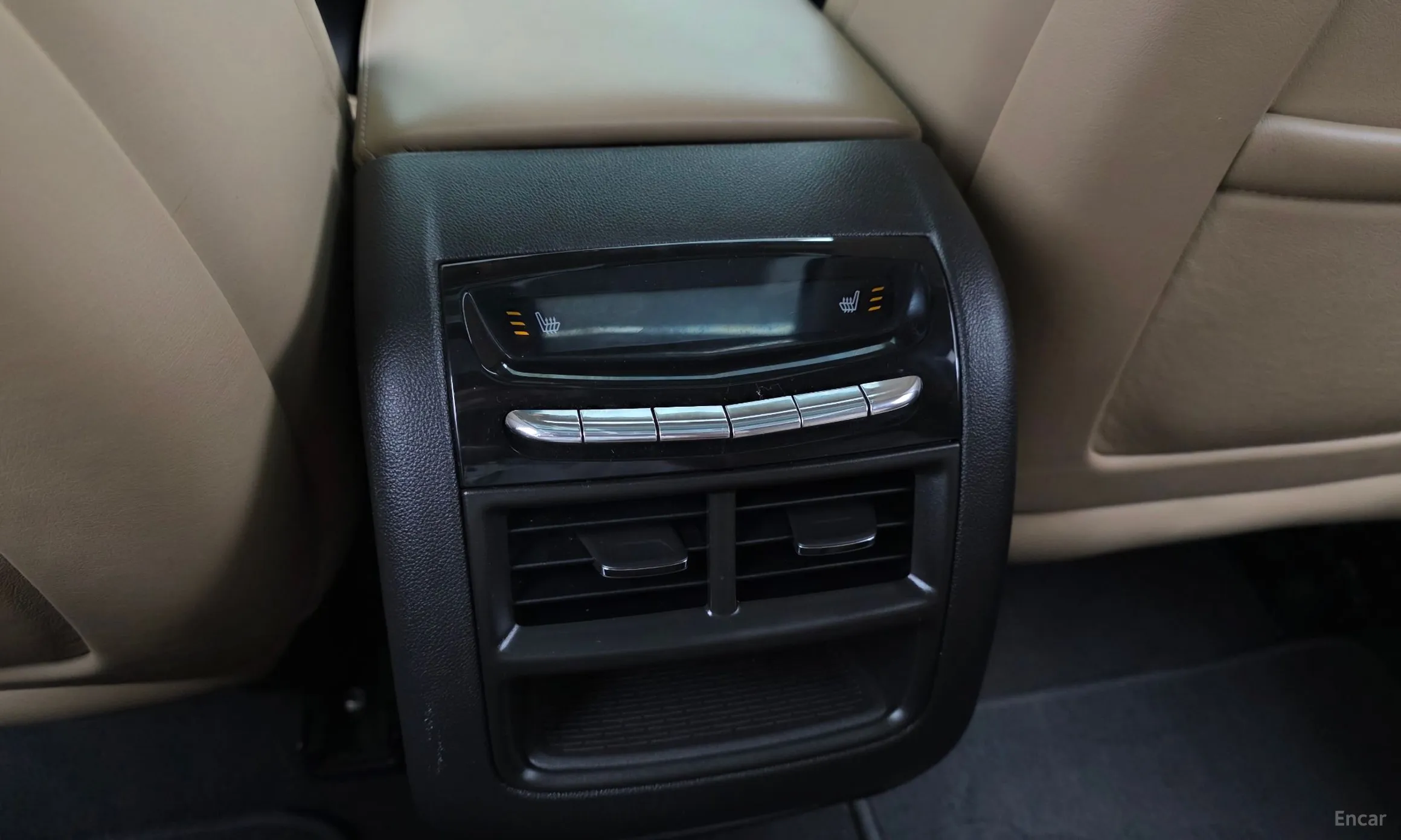 Cadillac XT5 превью 18