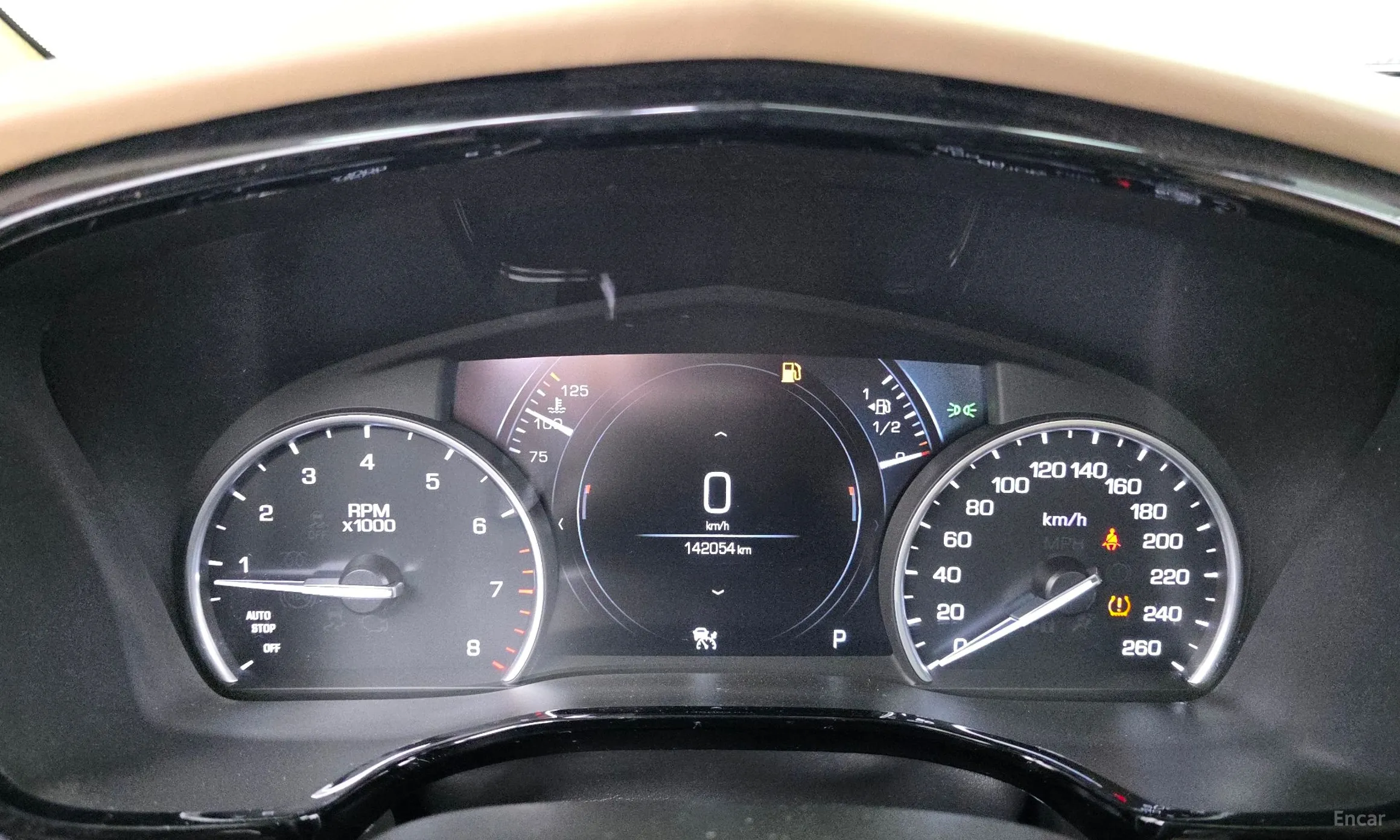 Cadillac XT5 превью 8