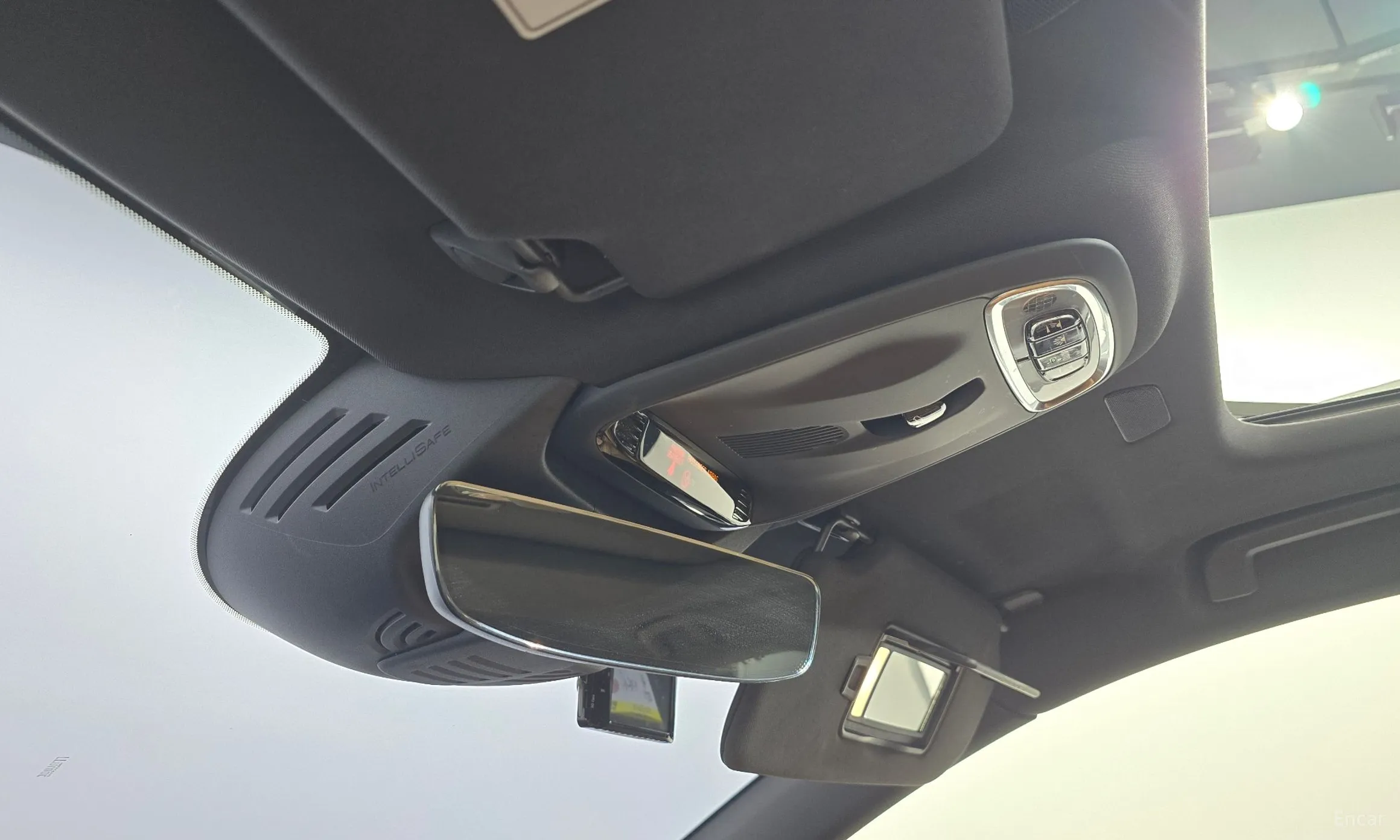 Volvo S90 превью 18