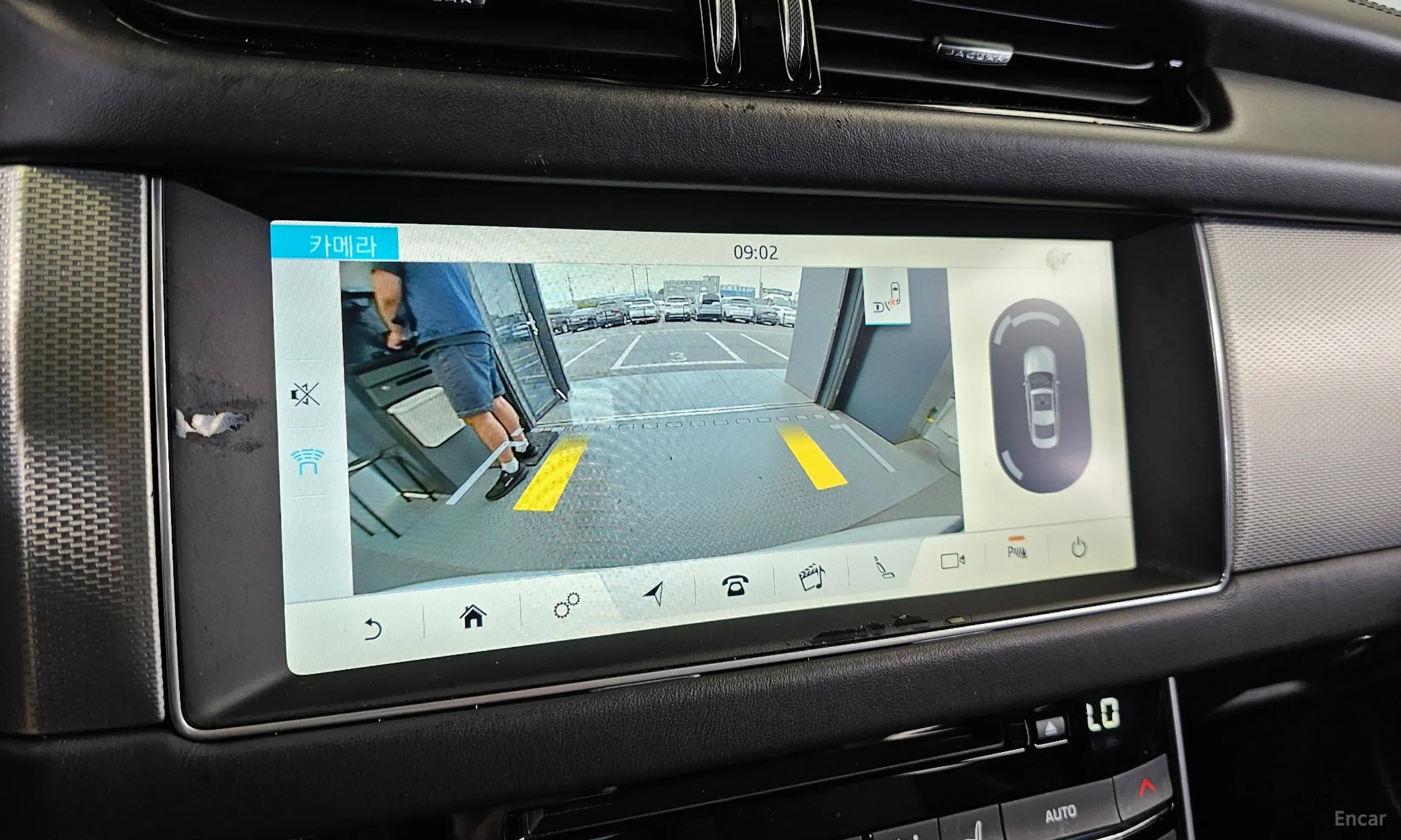 Jaguar XF (x260) превью 15