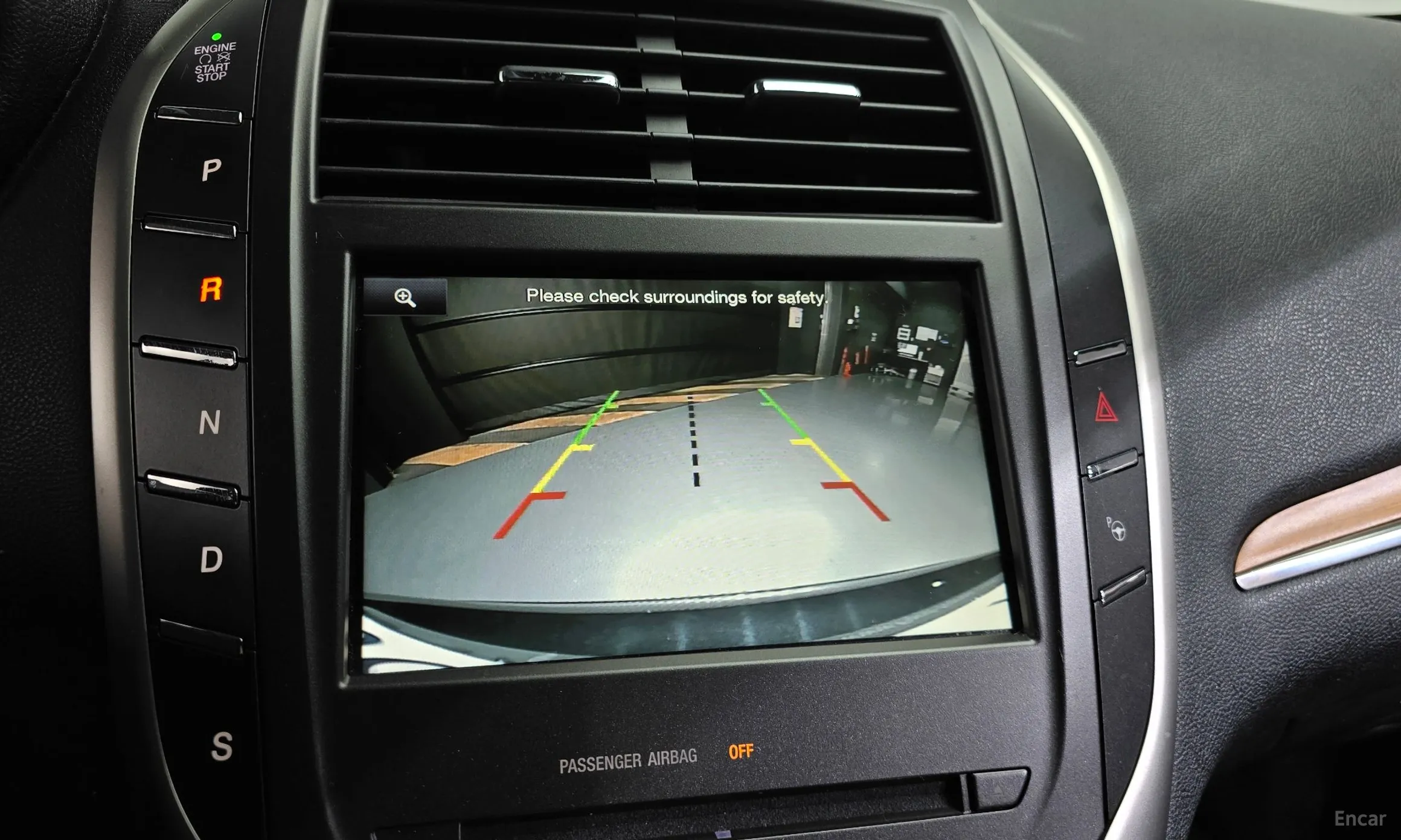 Lincoln MKC превью 14
