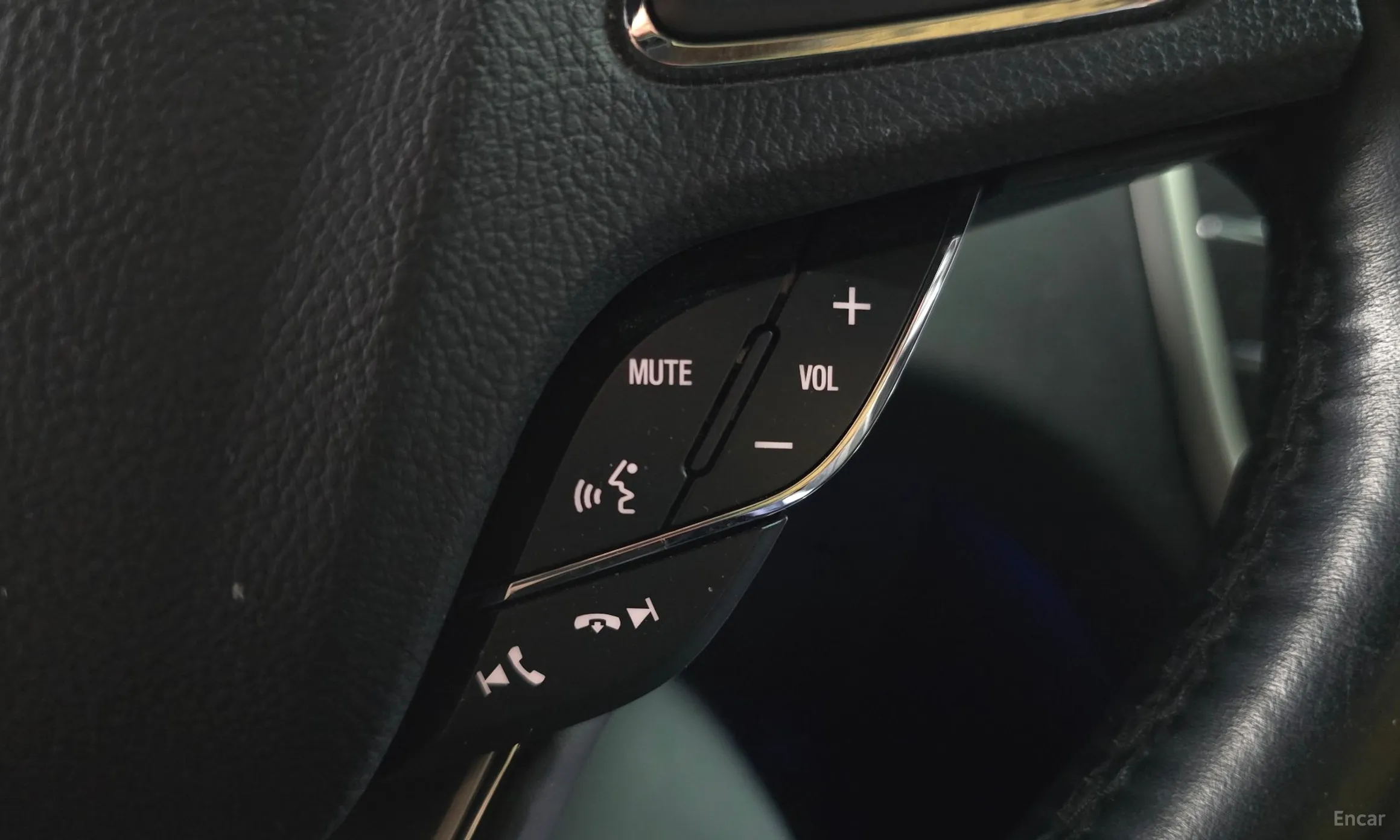 Lincoln MKC превью 16