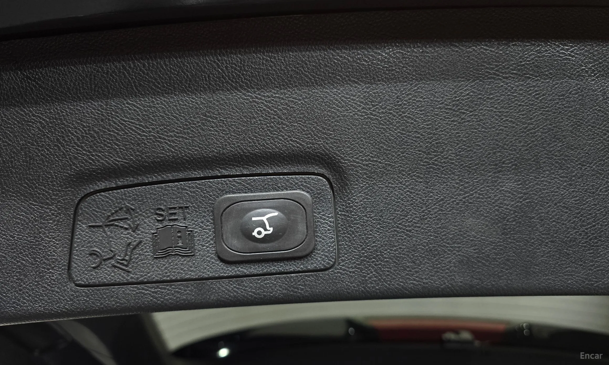Lincoln MKC превью 20