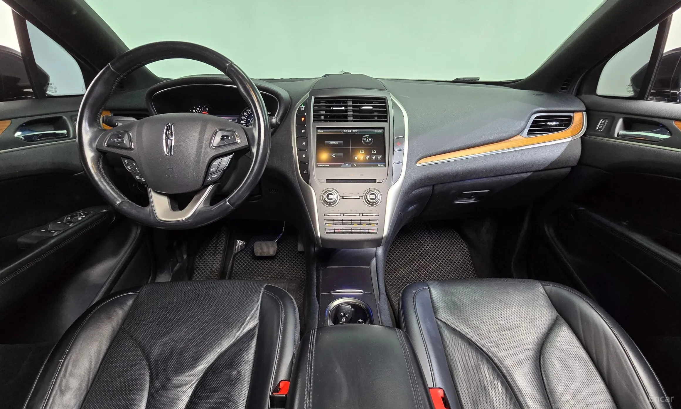 Lincoln MKC превью 7