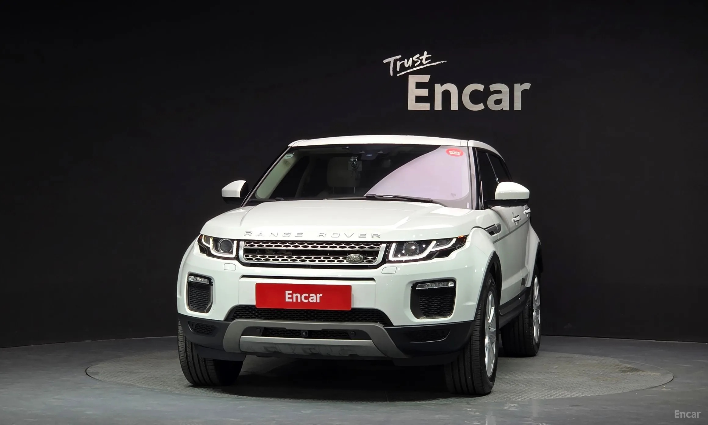 Land Rover Range Rover Evoque превью 3