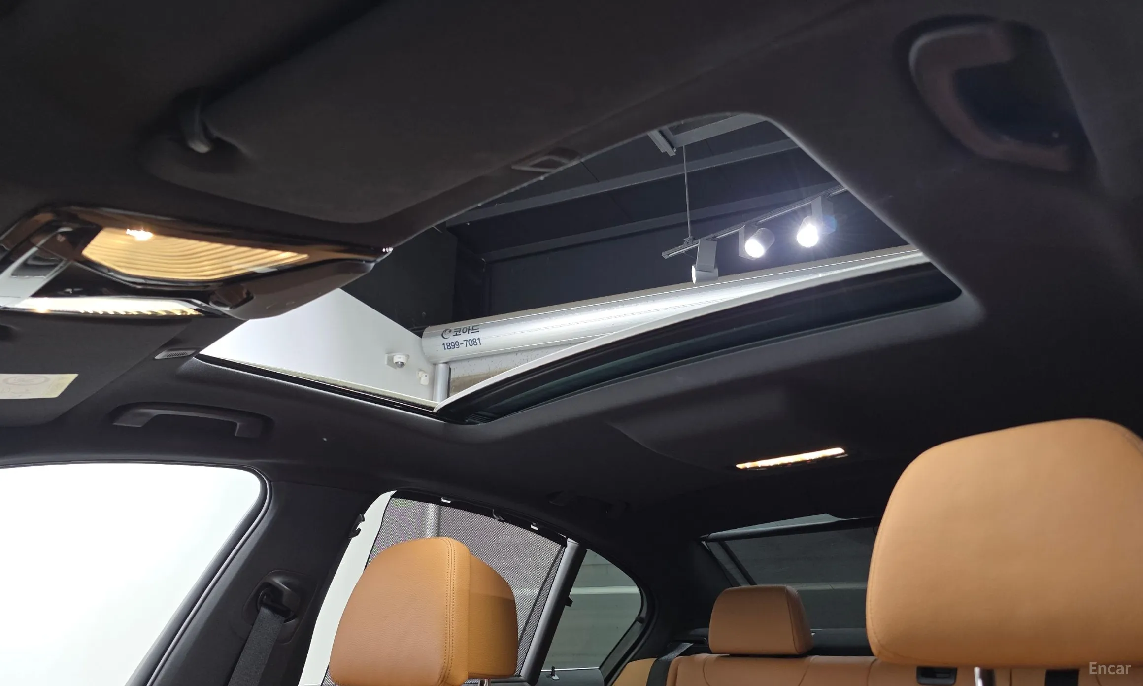 BMW 5 Series (G30) превью 19