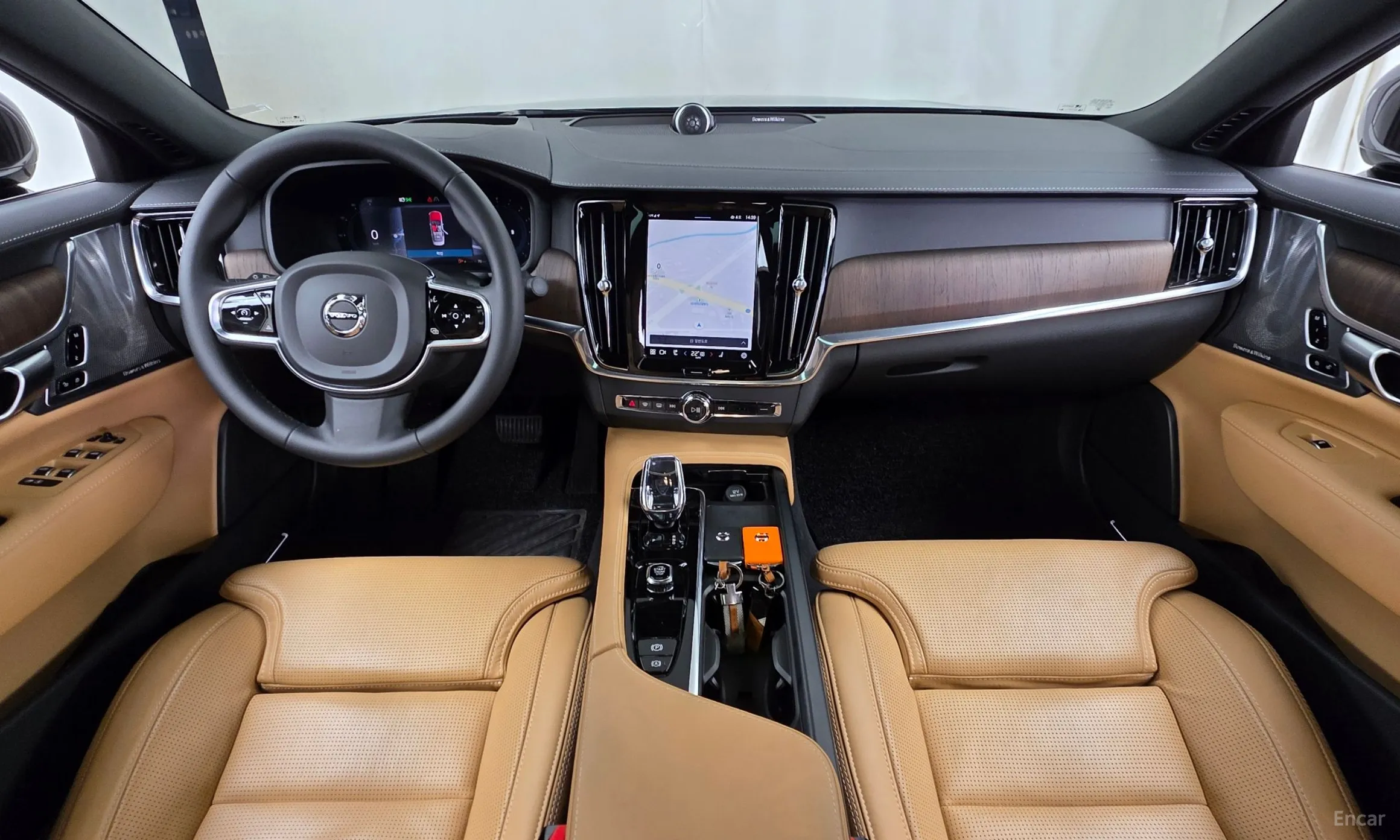 Volvo S90 превью 7