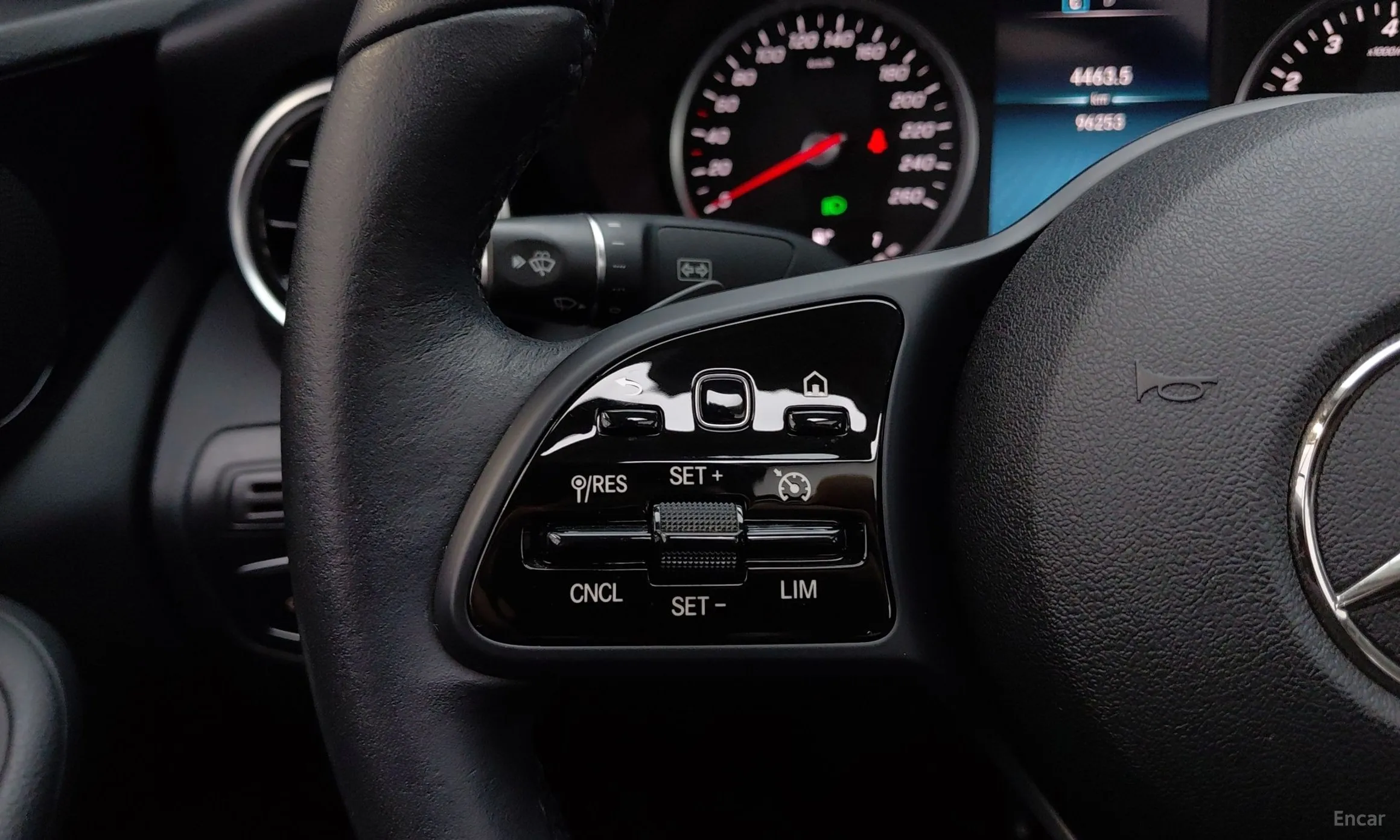 Mercedes Benz C-Class W205 превью 14