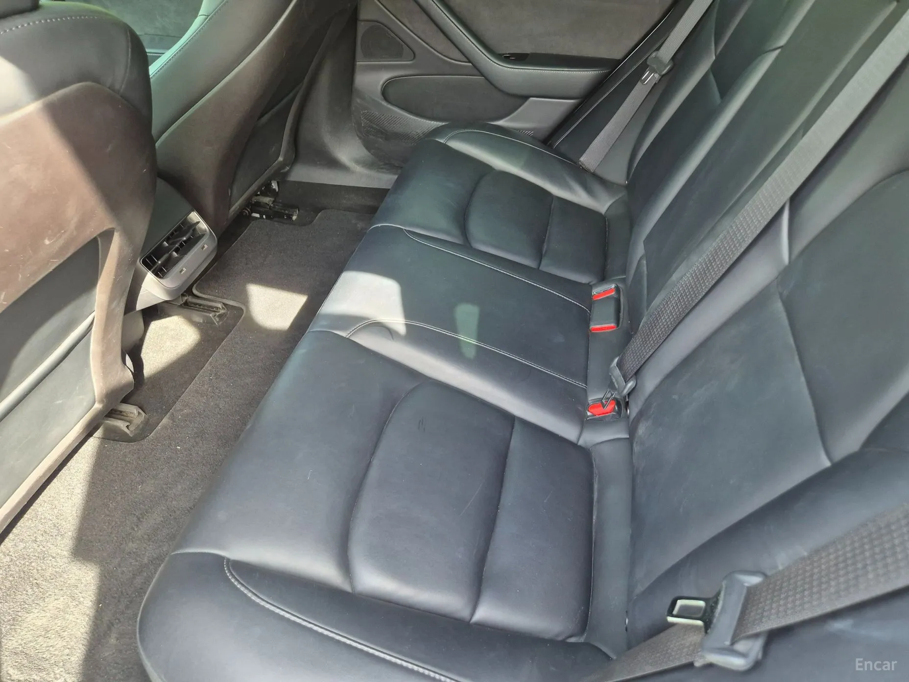 Tesla Model 3 превью 10