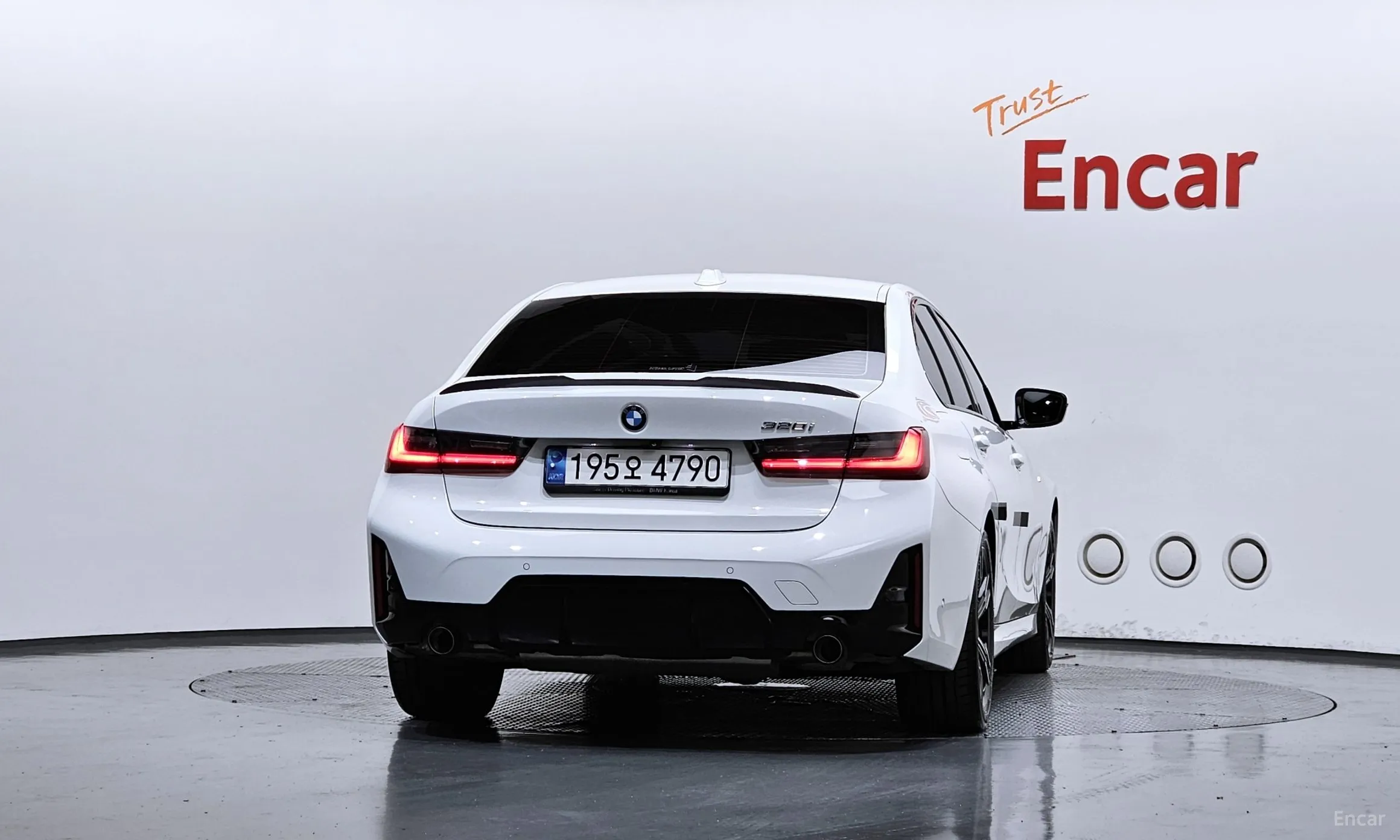 BMW 3 Series (G20) превью 4