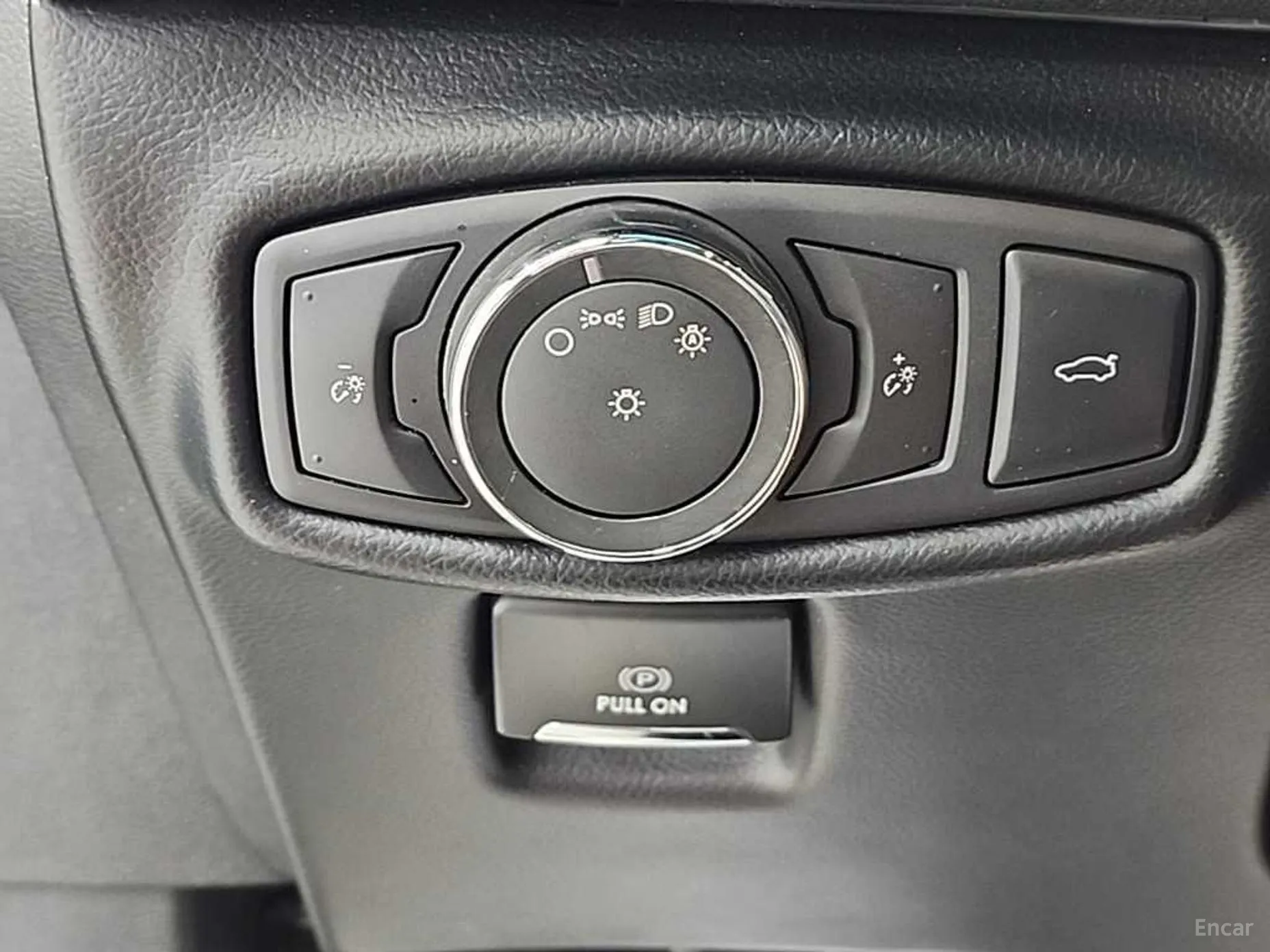 Lincoln New MKZ превью 17