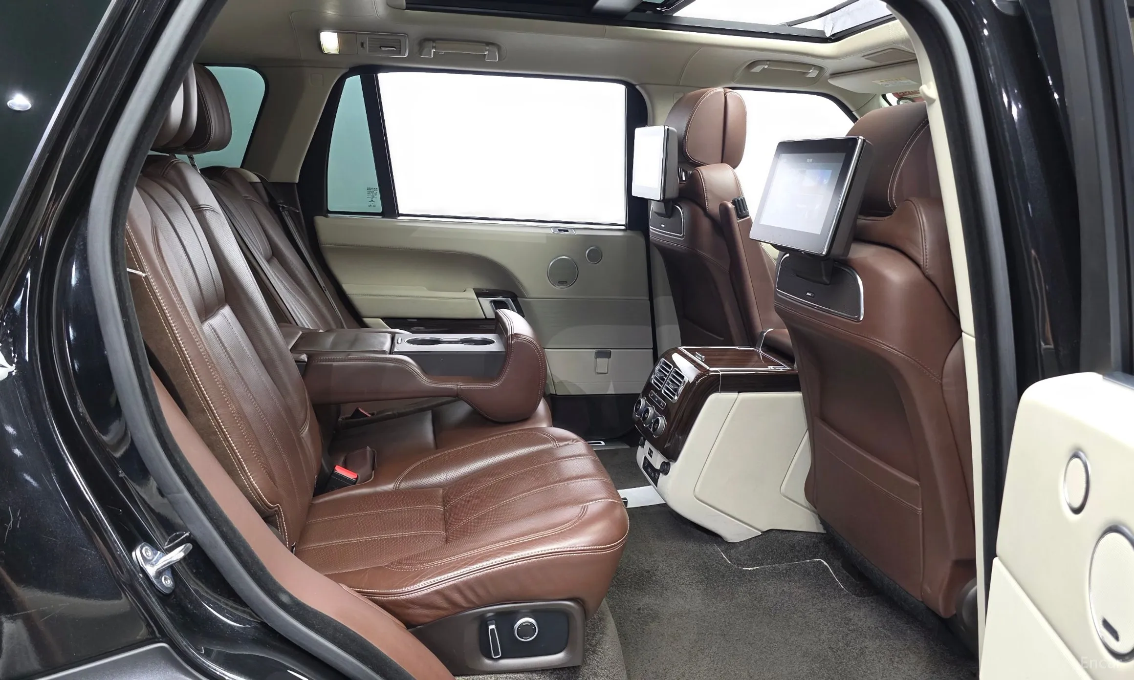 Land Rover Range Rover 4th Generation превью 12