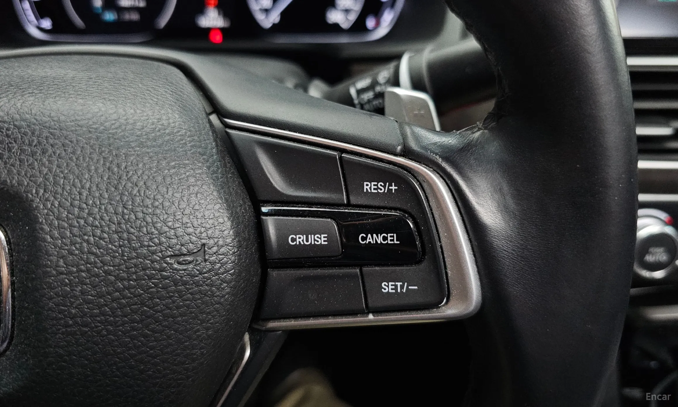 Honda Accord 10th Generation превью 15