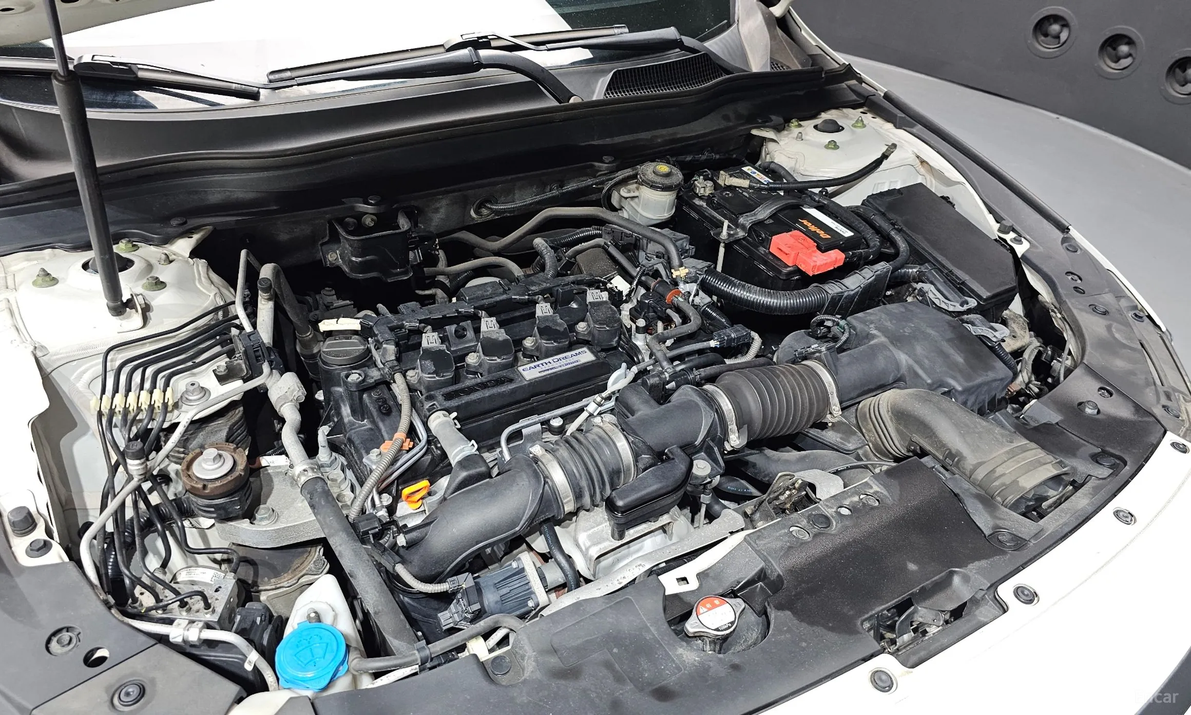 Honda Accord 10th Generation превью 6