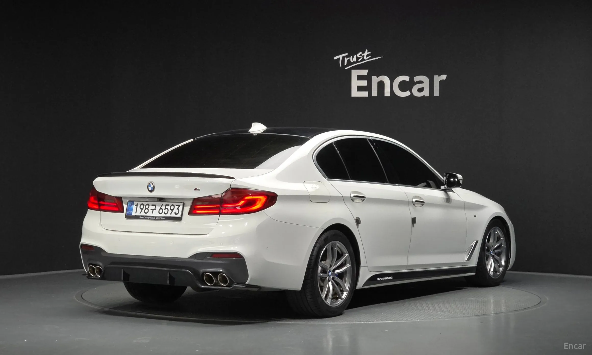 BMW 5 Series (G30)