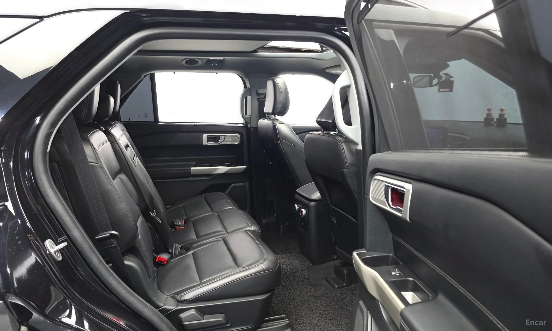 Ford Explorer 6th Generation превью 12
