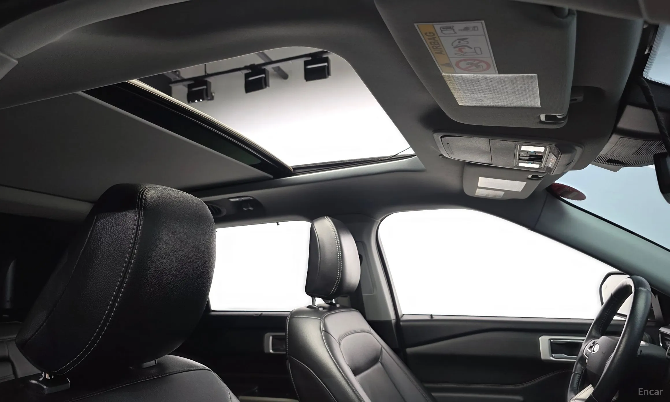 Ford Explorer 6th Generation превью 19