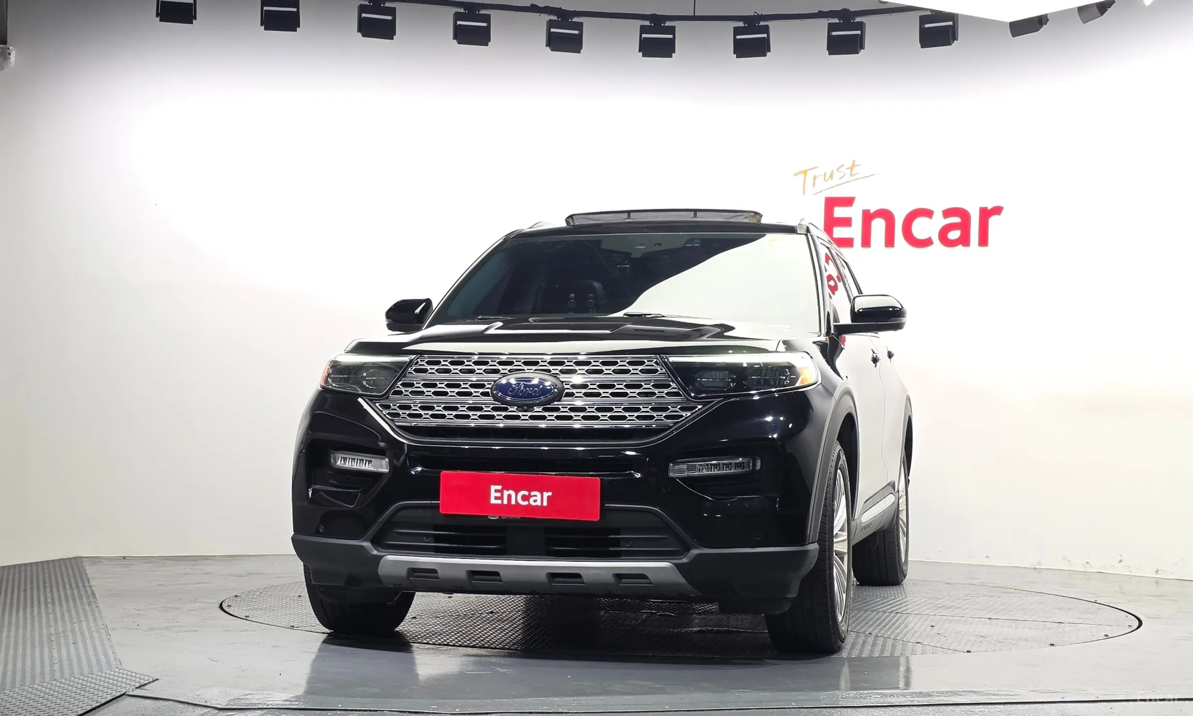 Ford Explorer 6th Generation превью 3