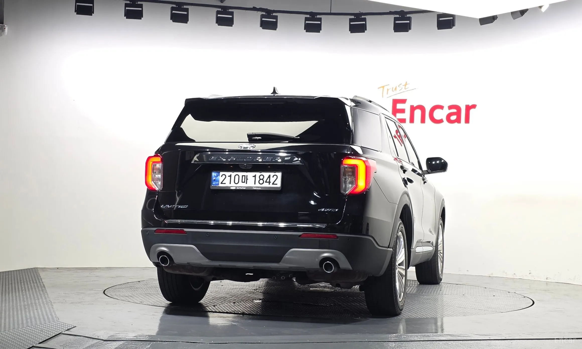 Ford Explorer 6th Generation превью 4