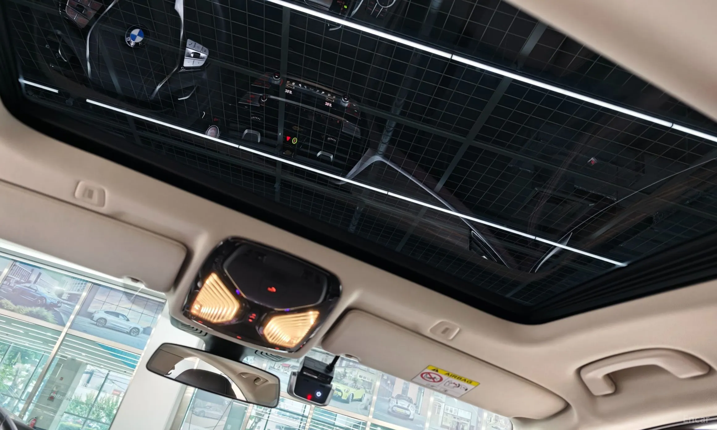 BMW 5 Series (G30) превью 19