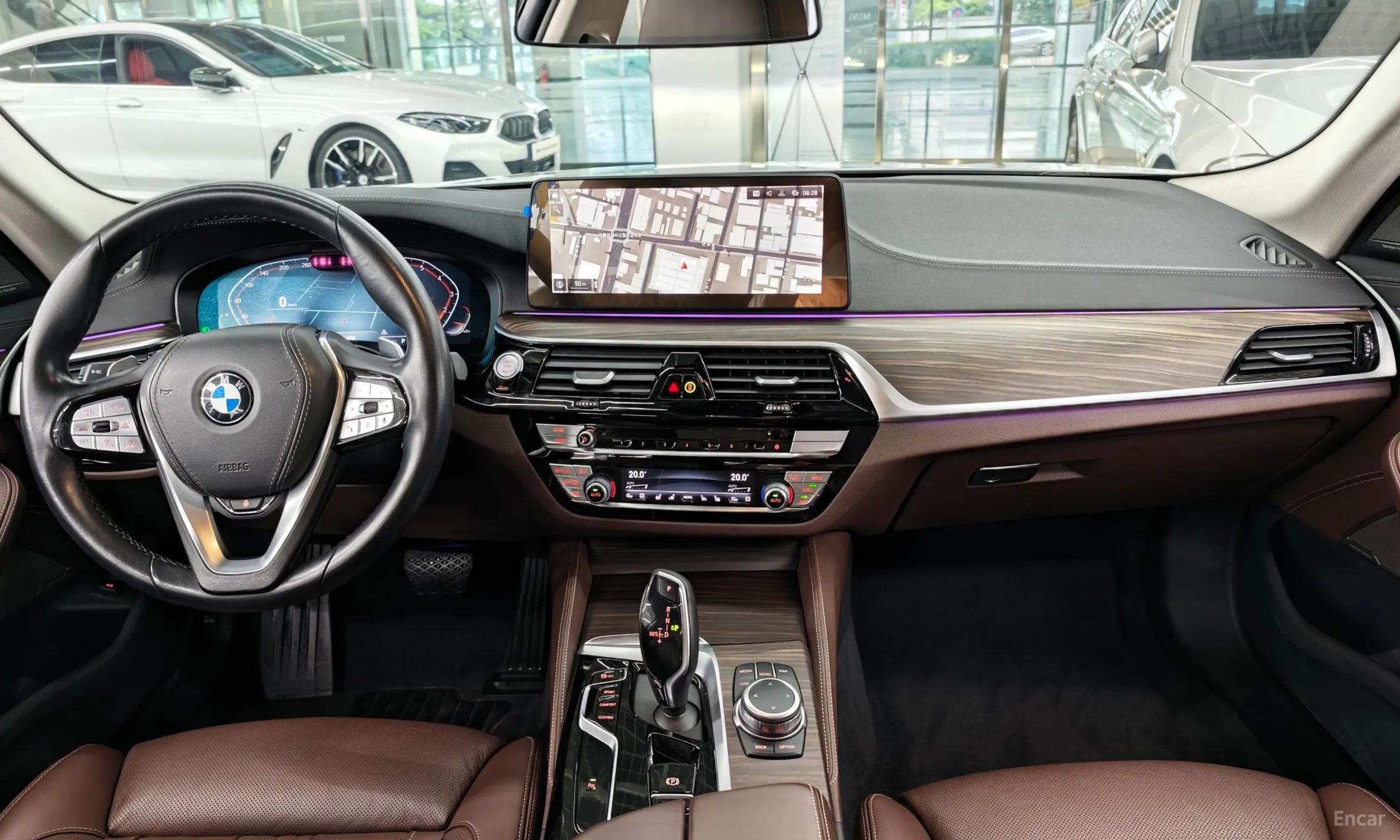 BMW 5 Series (G30) превью 7