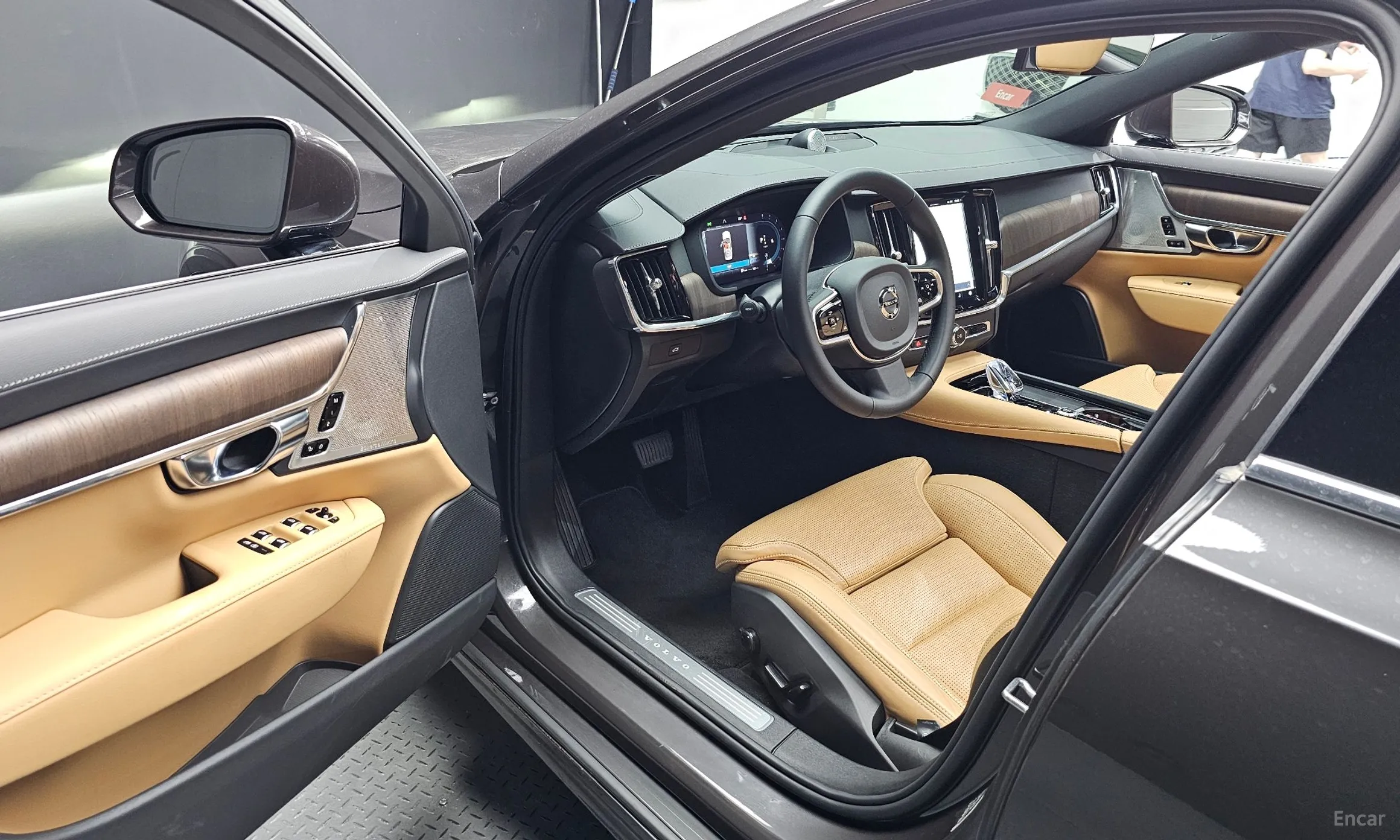 Volvo S90 превью 10