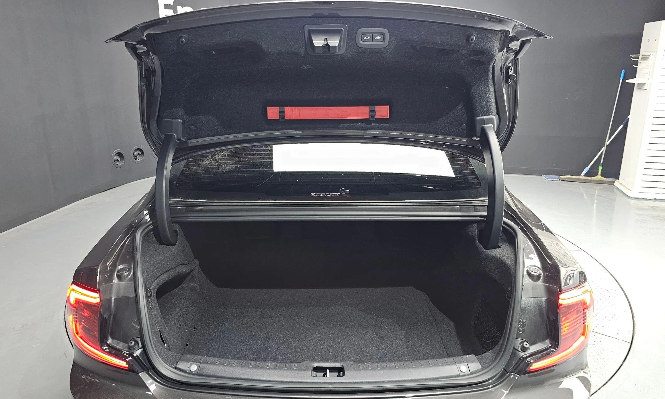 Volvo S90 превью 20