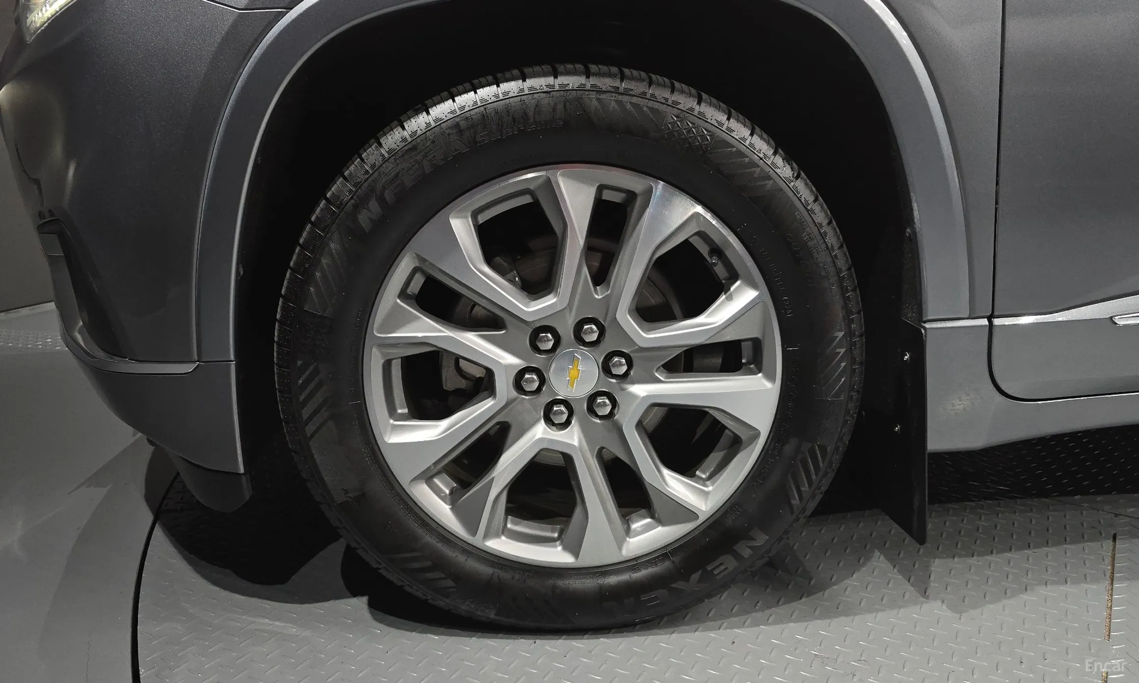 Chevrolet (GM Daewoo) Traverse превью 5