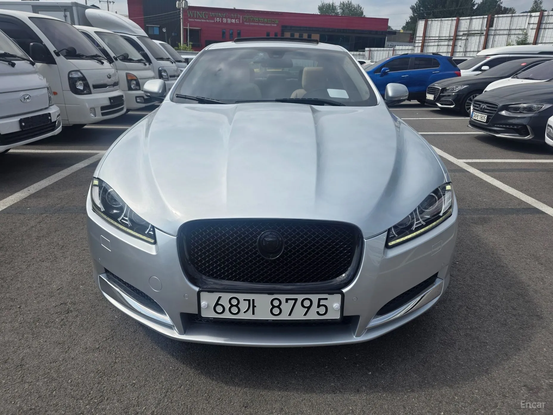 Jaguar New XF