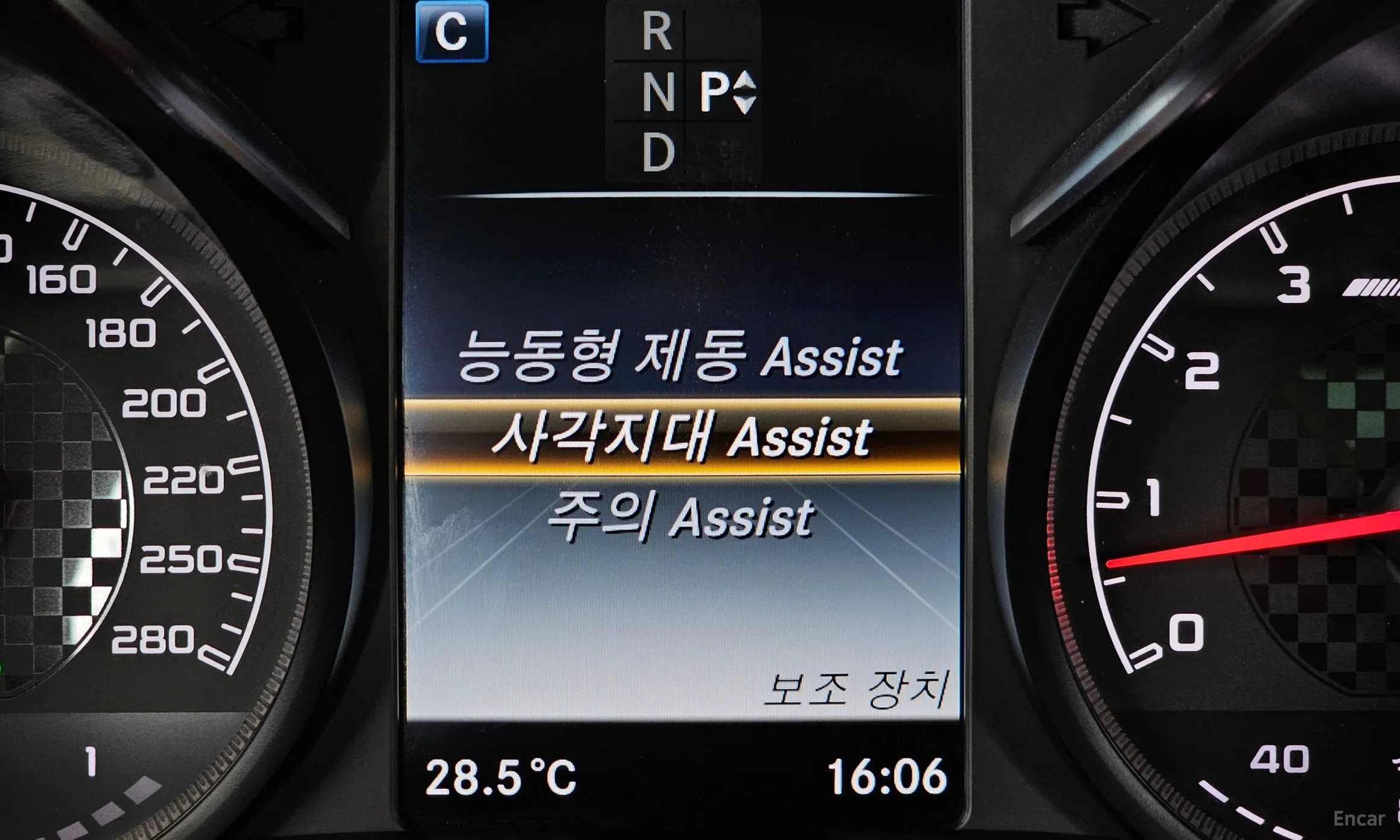 Mercedes Benz C-Class W205 превью 16