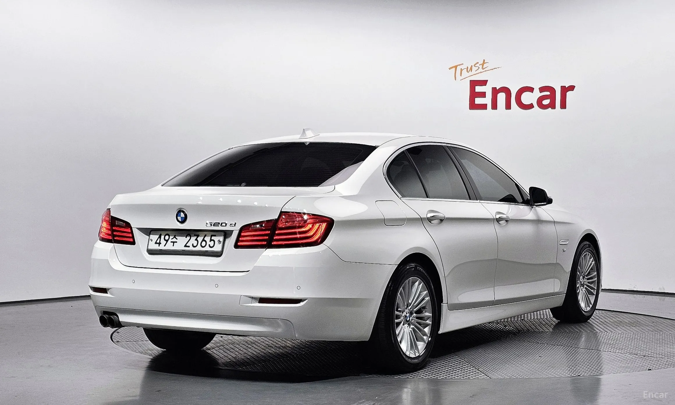 BMW 5 Series (F10)