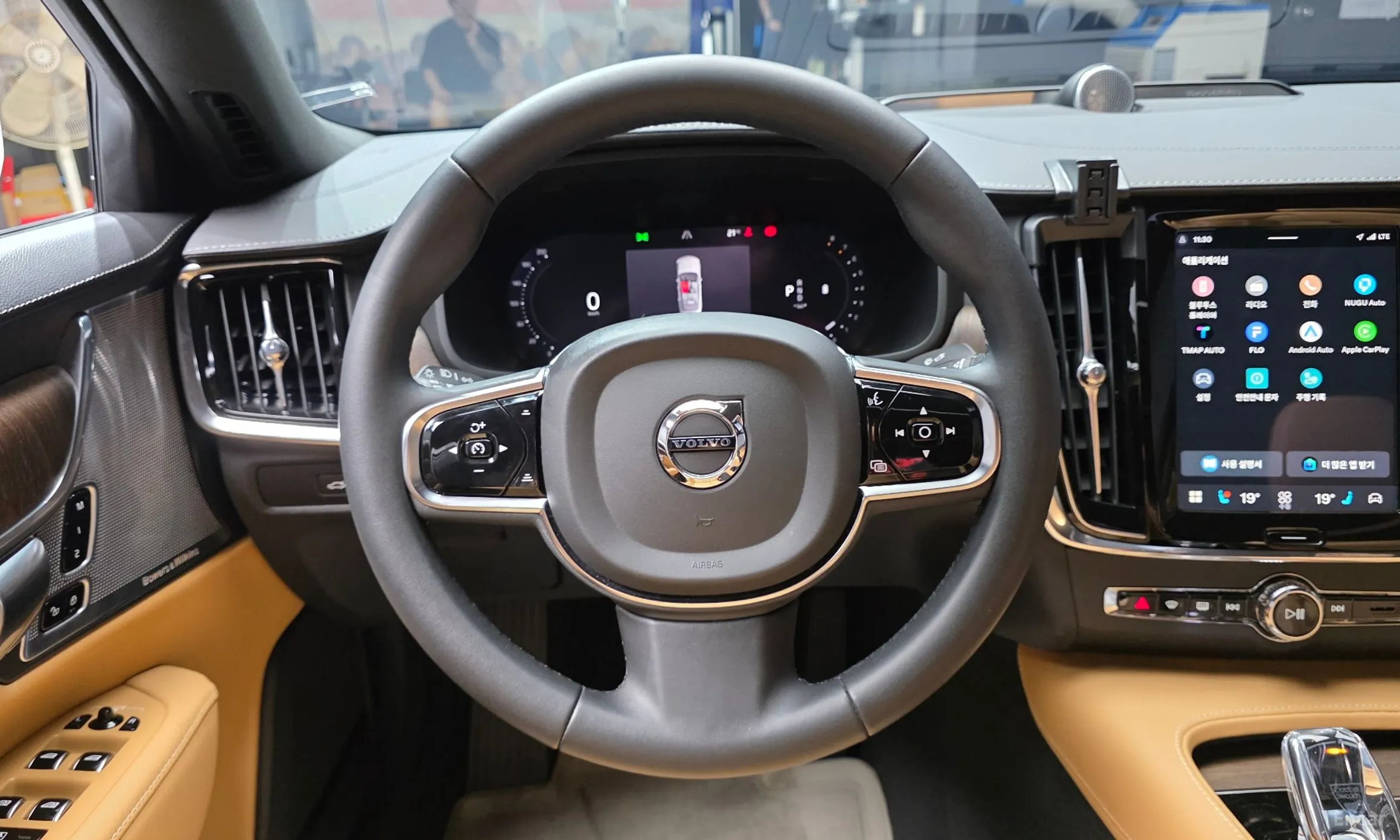 Volvo S90 превью 13