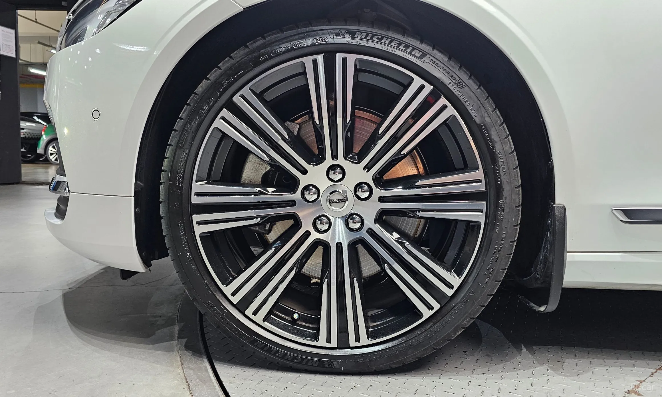 Volvo S90 превью 5