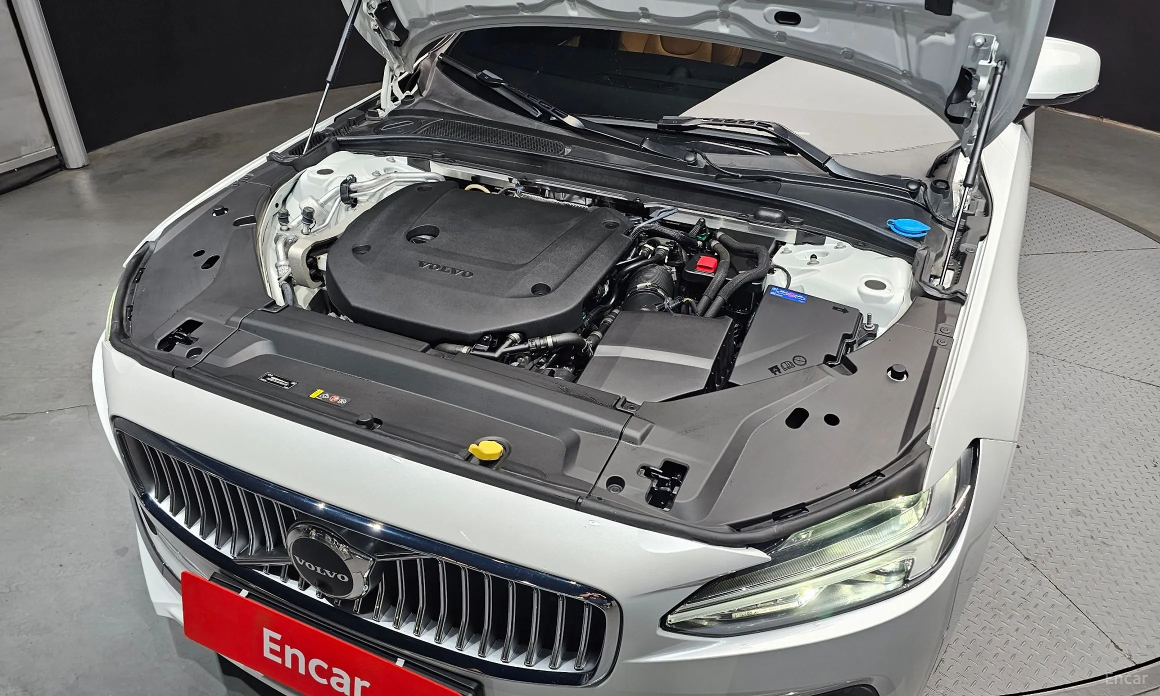 Volvo S90 превью 6