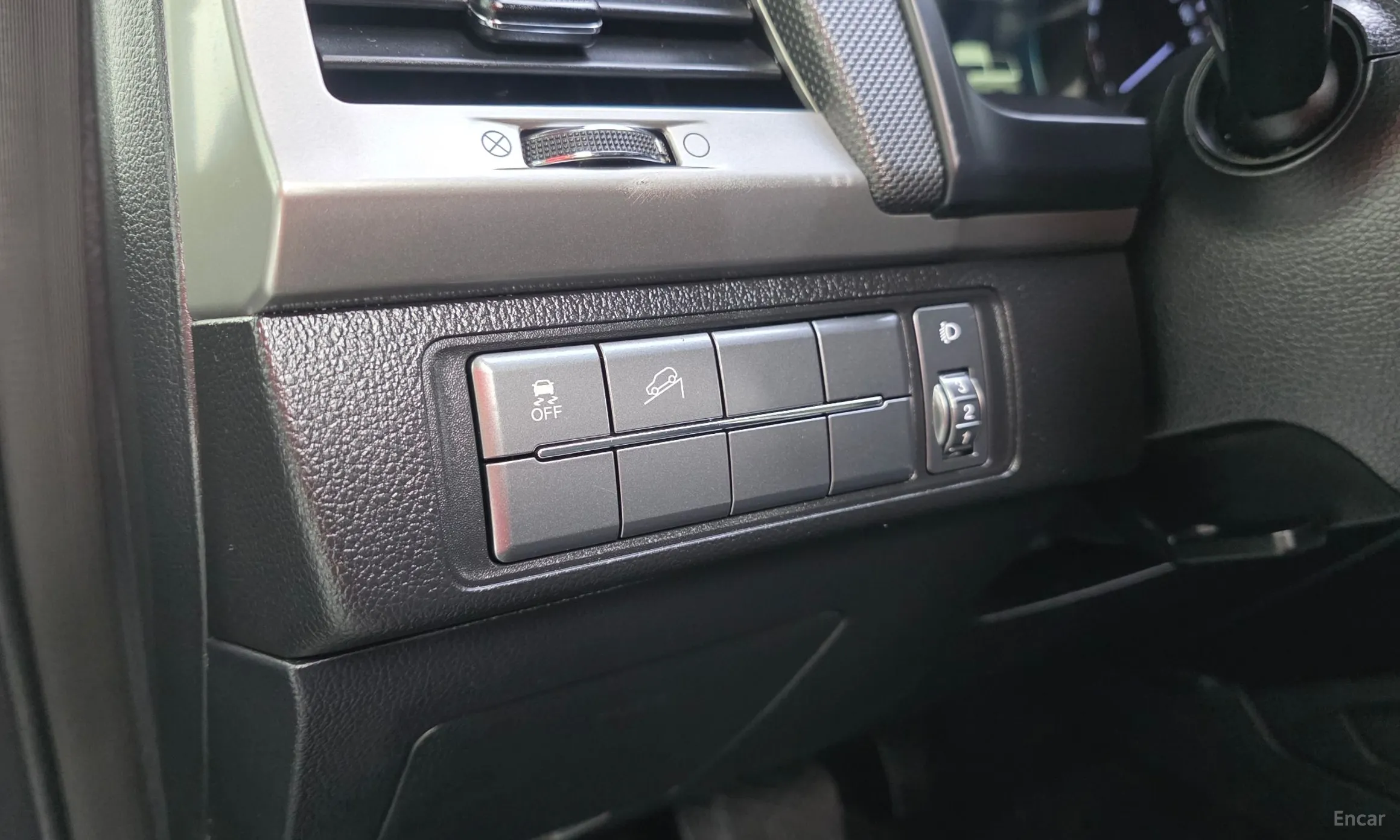 KG Mobility (SsangYong) Rexton Sports превью 13
