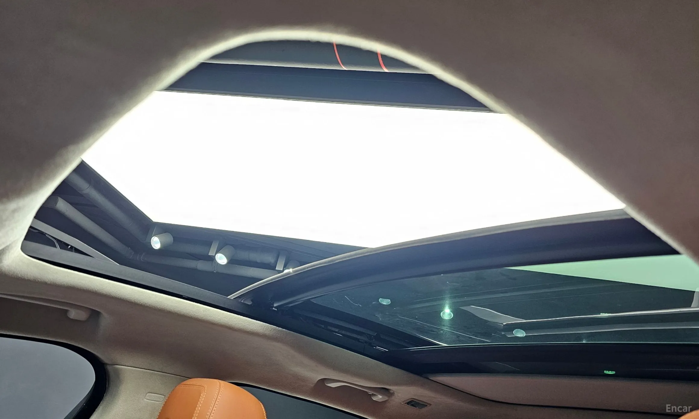 Jaguar F-PACE превью 16