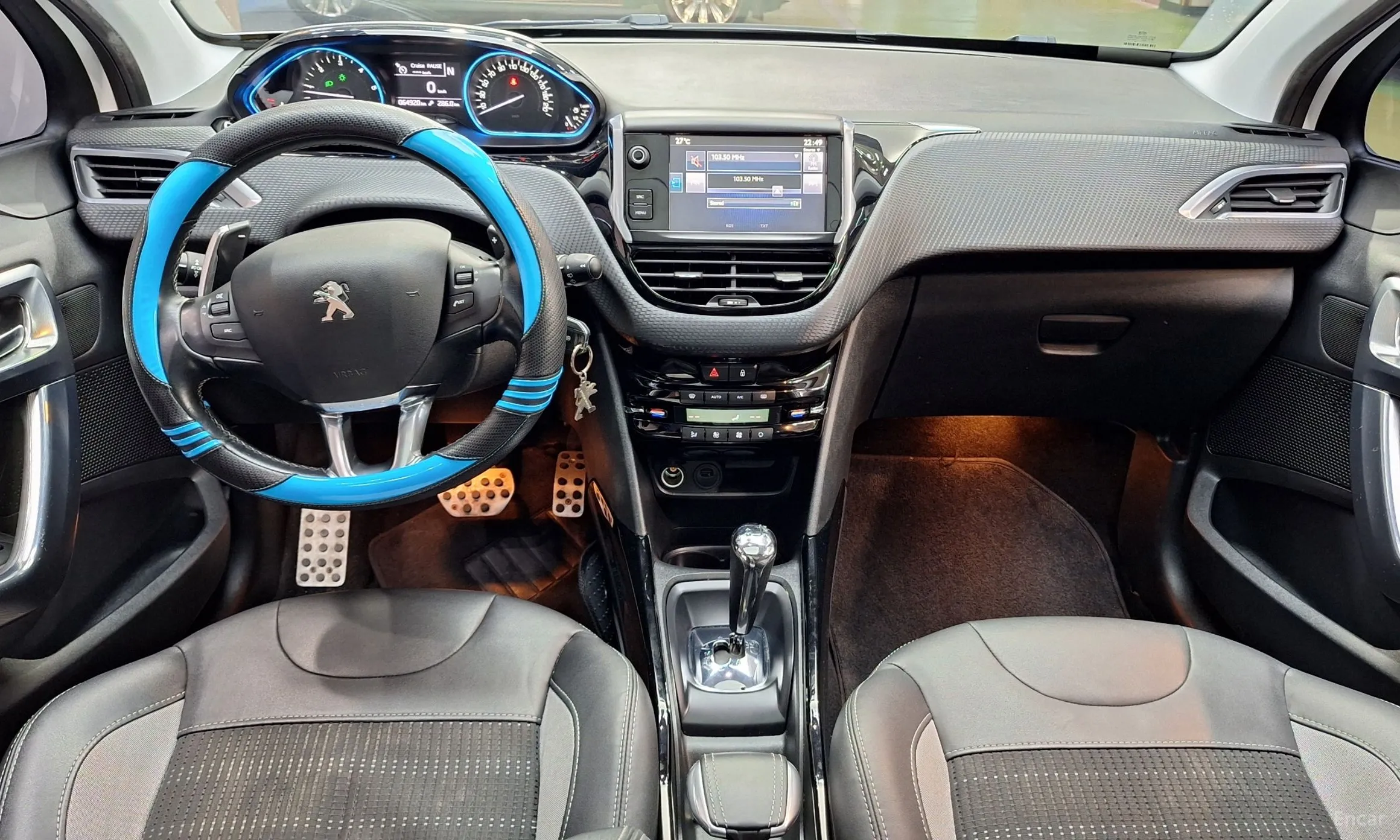 Peugeot 2008. превью 10