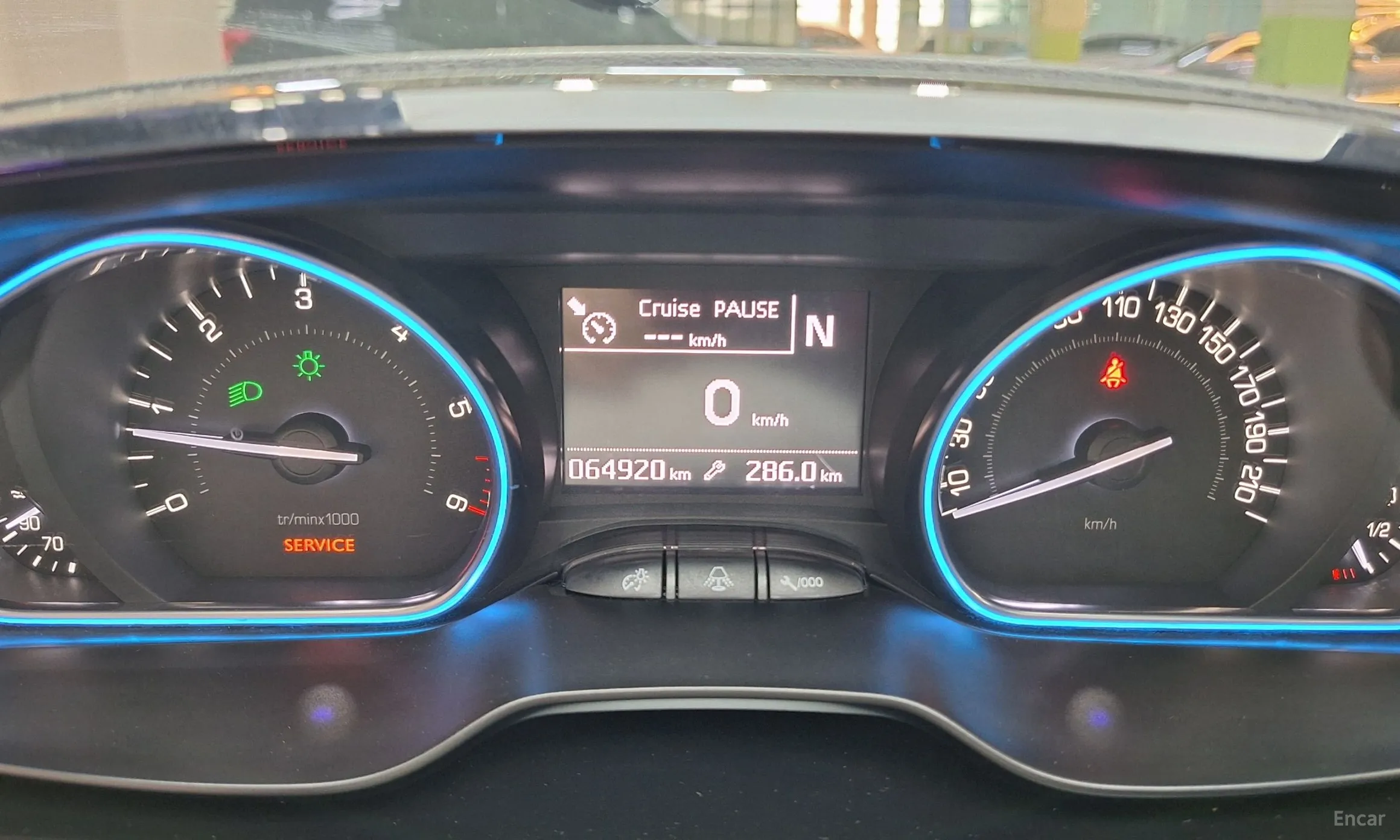 Peugeot 2008. превью 15