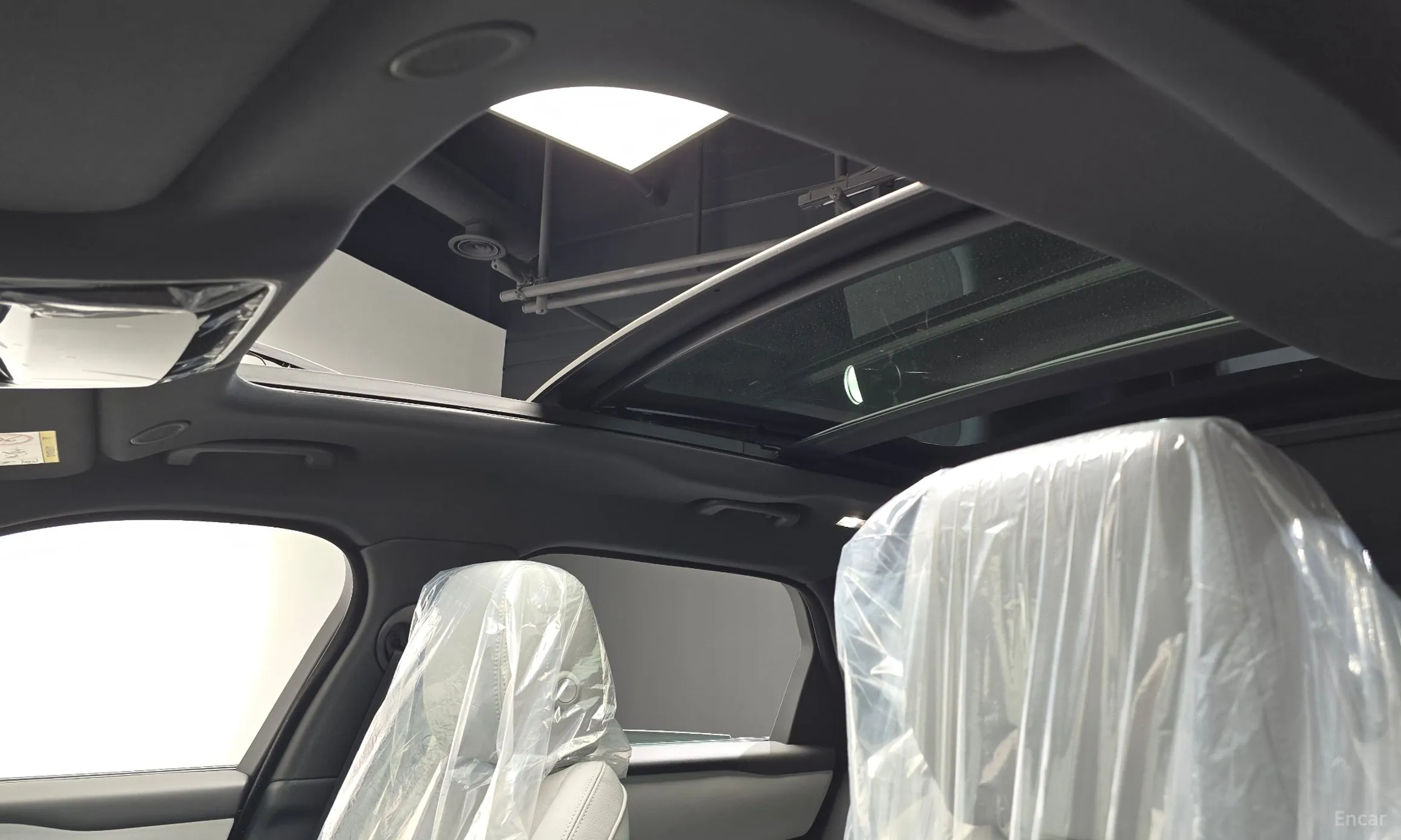 Land Rover Range Rover Bella превью 17