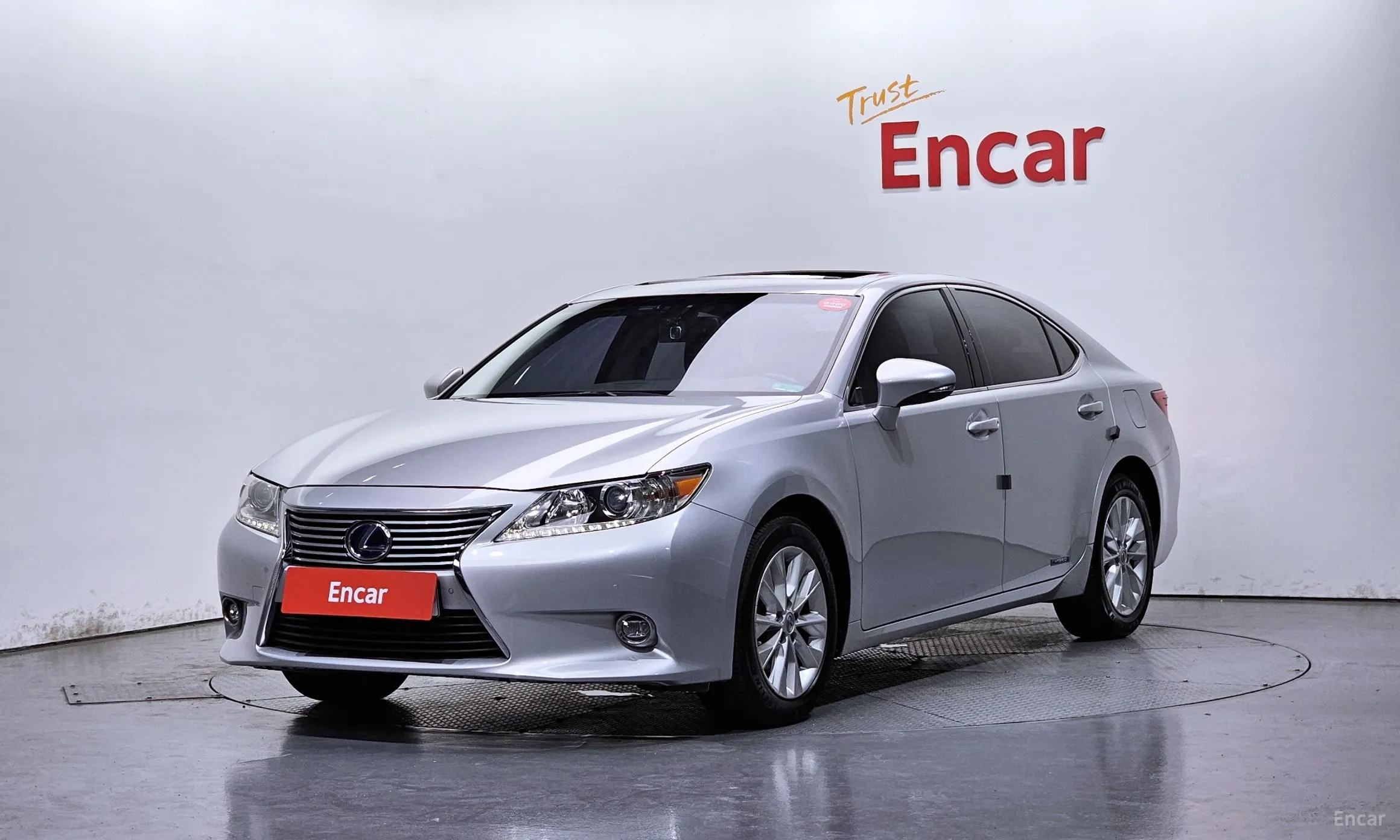 New ES300h