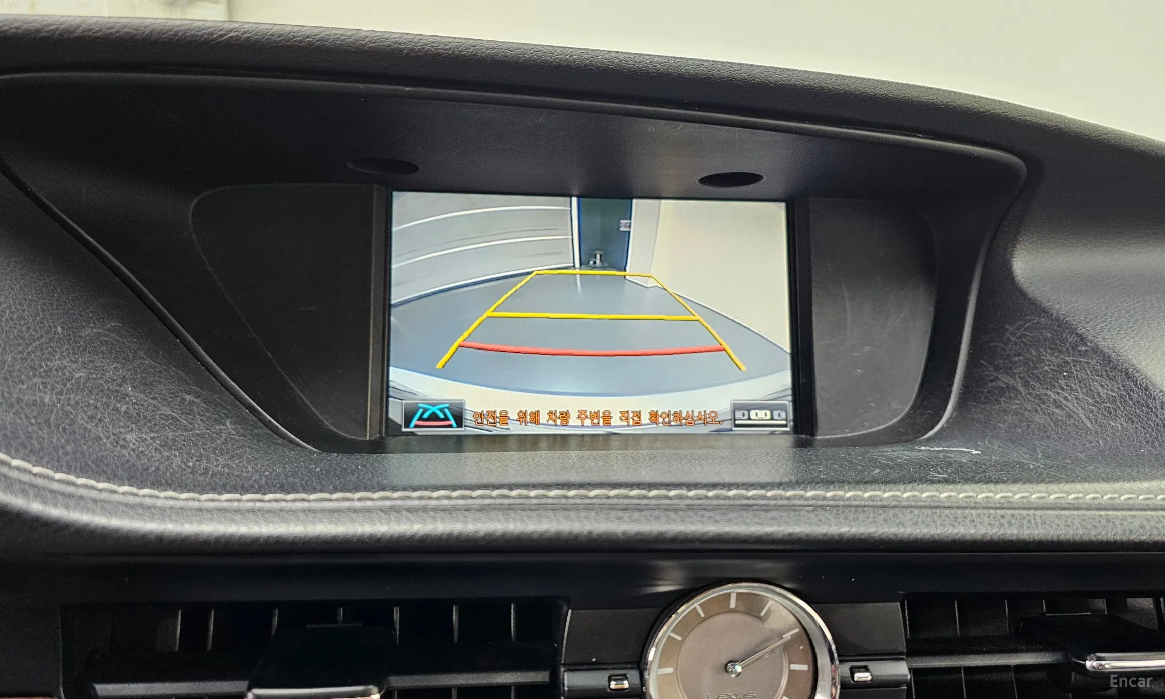 Lexus New ES300h превью 15