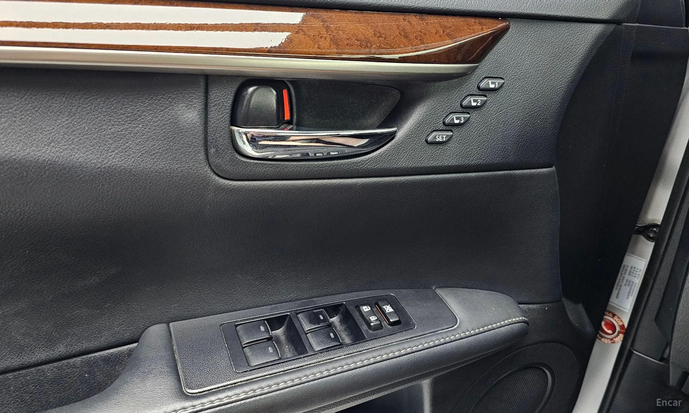 Lexus New ES300h превью 16