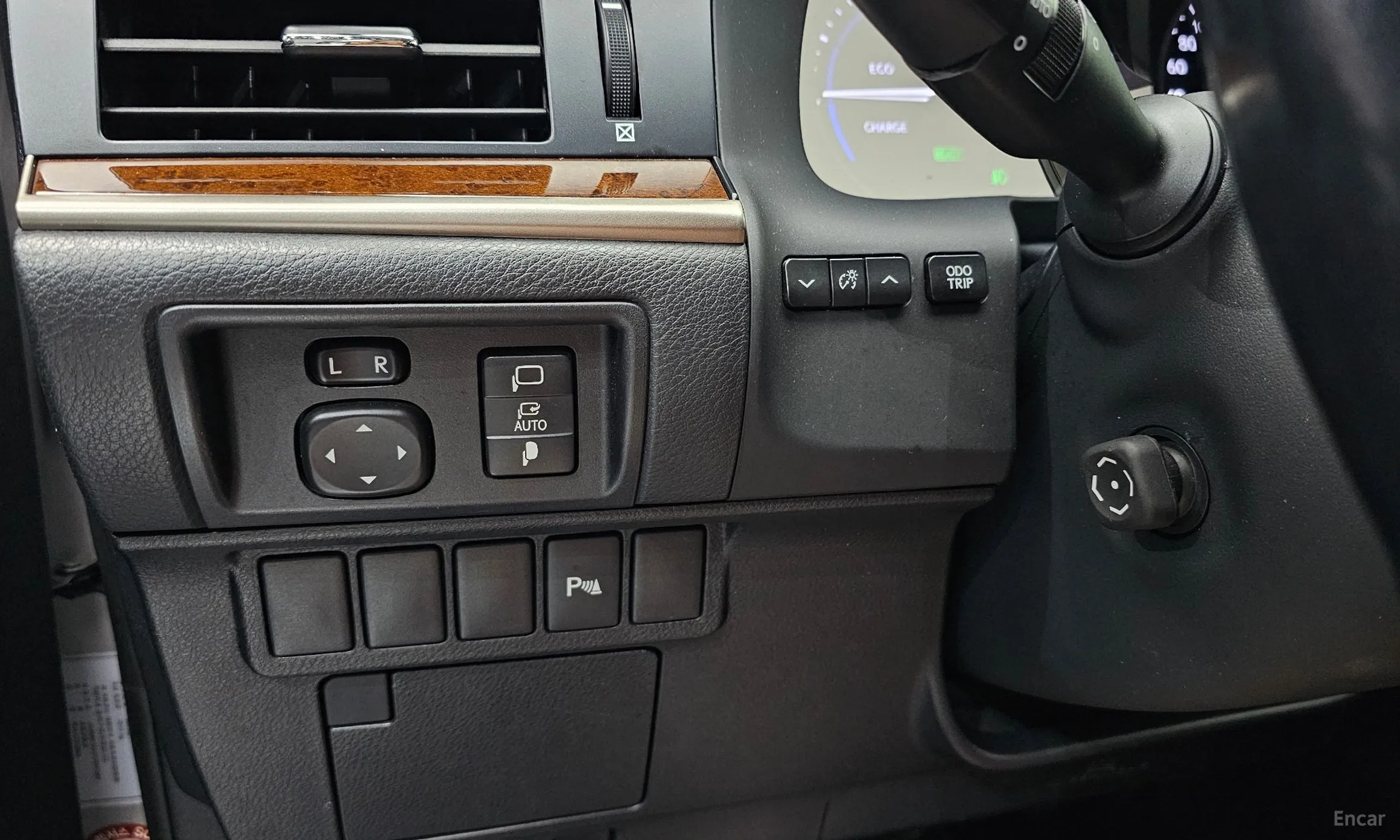 Lexus New ES300h превью 17